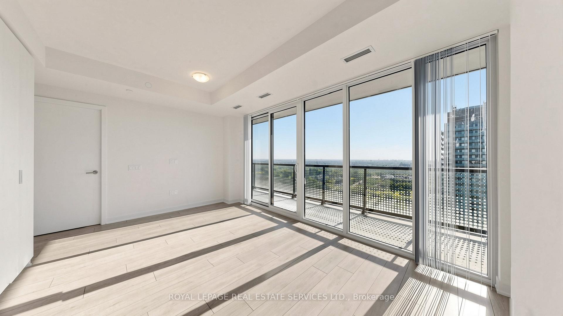5858 Yonge Street 3015