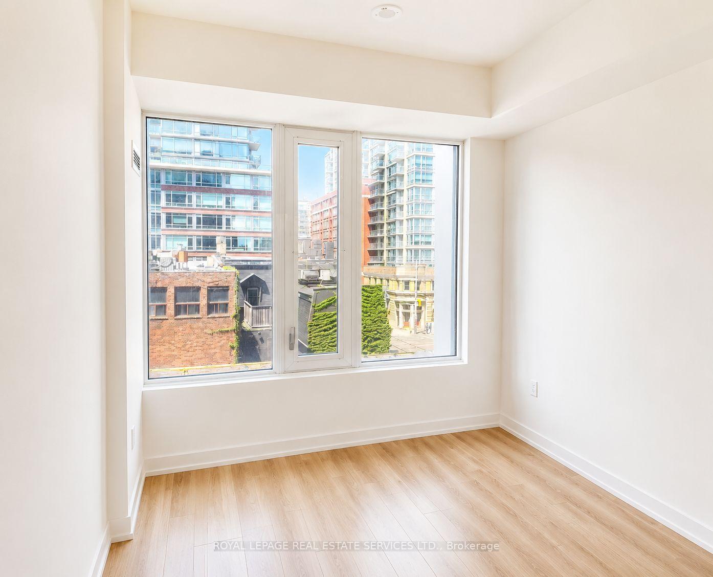158 Front Street E 414