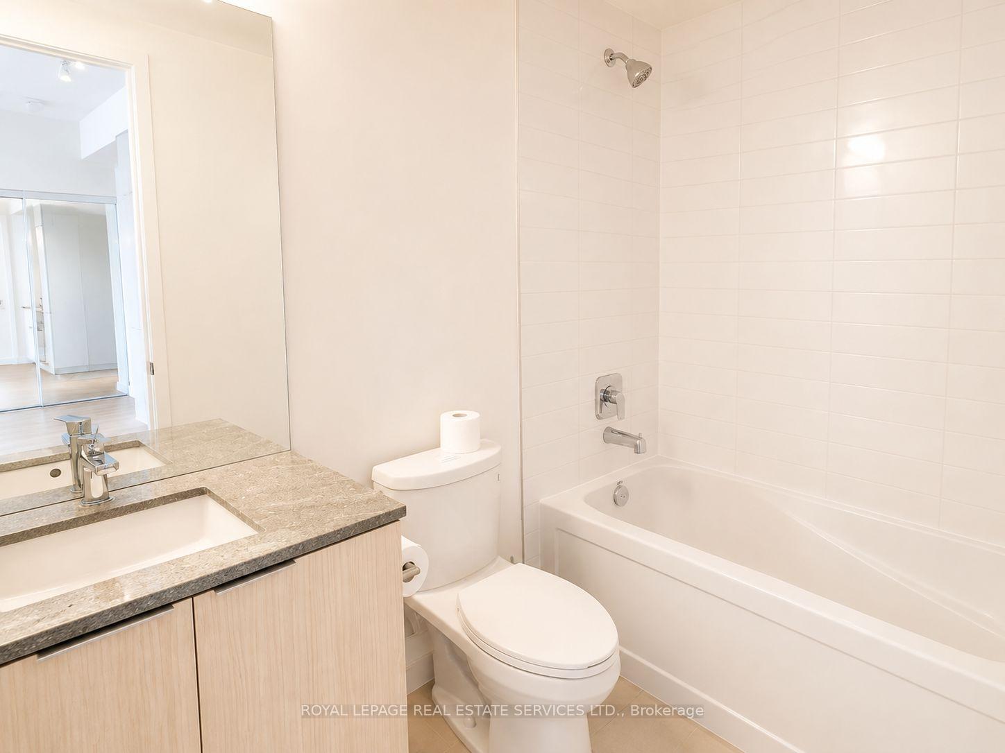 158 Front Street E 414