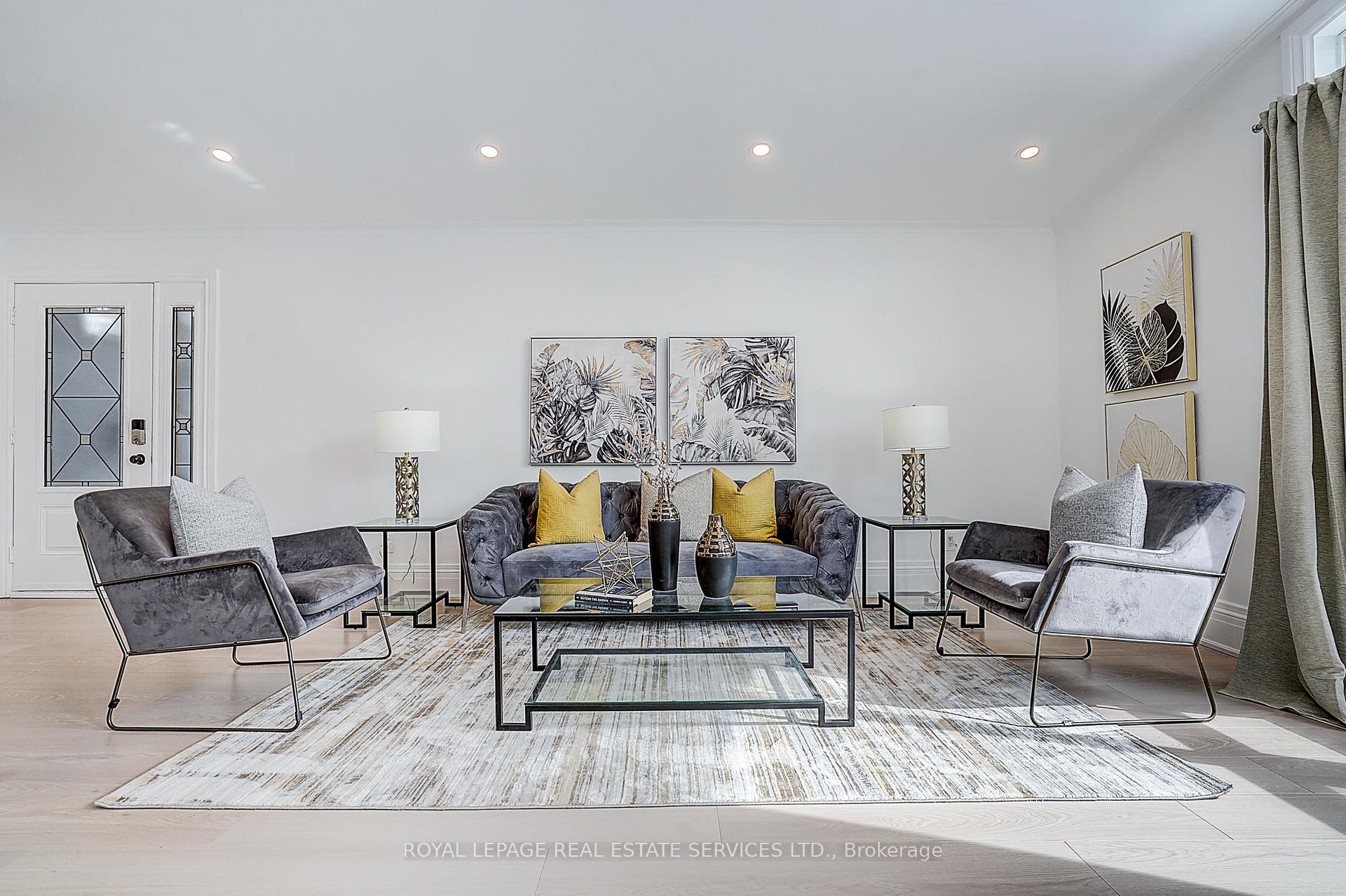 21 Holford Crescent, Toronto E05, ON M1T 1L9, Toronto E05 ON, M1T 1L9