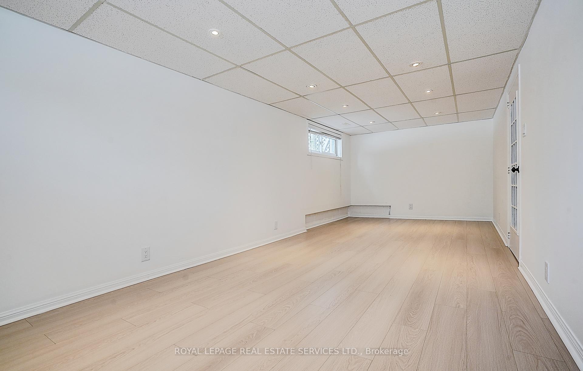 21 Holford Crescent, Toronto E05, ON M1T 1L9, Toronto E05 ON, M1T 1L9