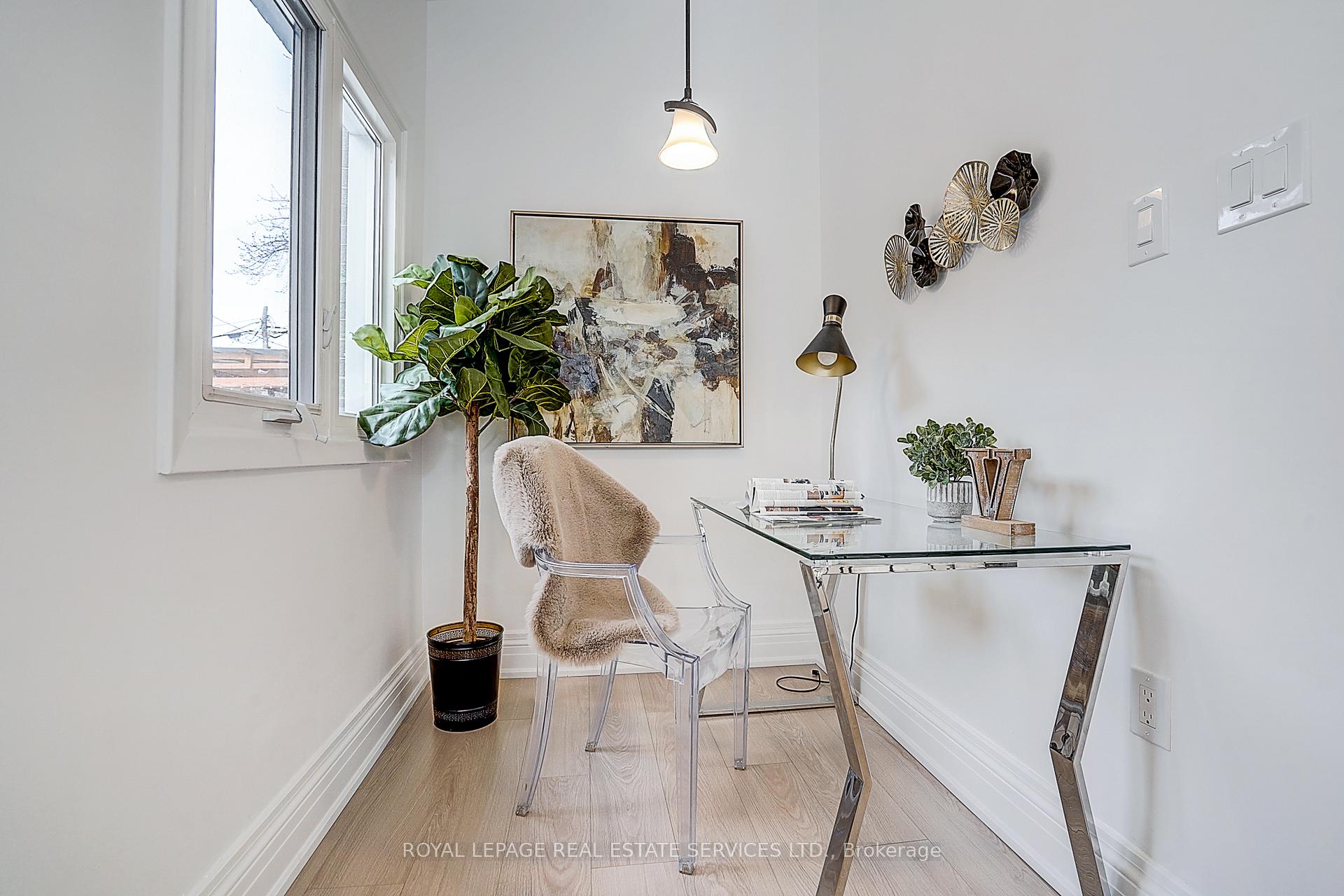 21 Holford Crescent, Toronto E05, ON M1T 1L9, Toronto E05 ON, M1T 1L9