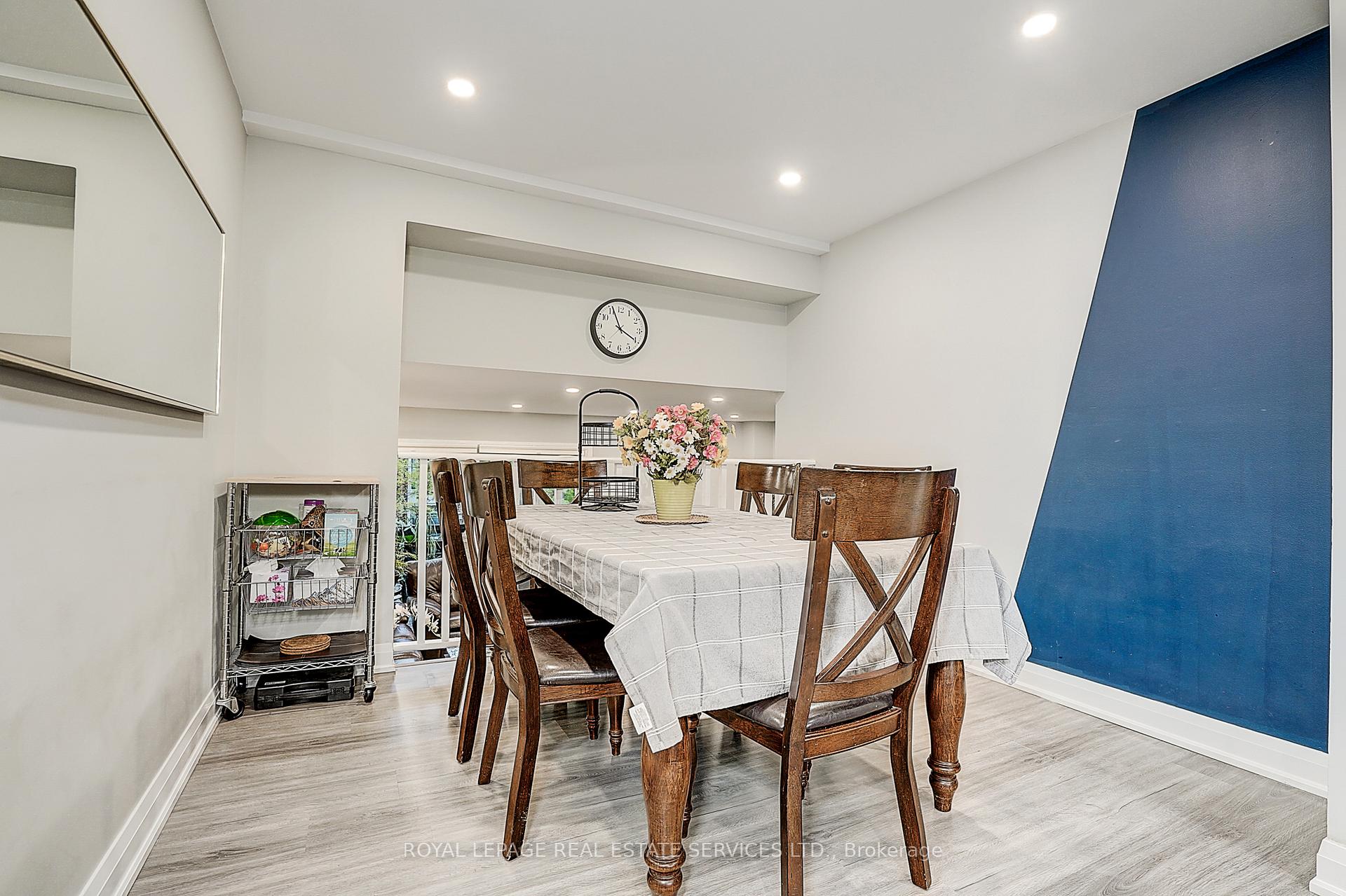 2020 Pharmacy Avenue 23, Toronto Unit: 23