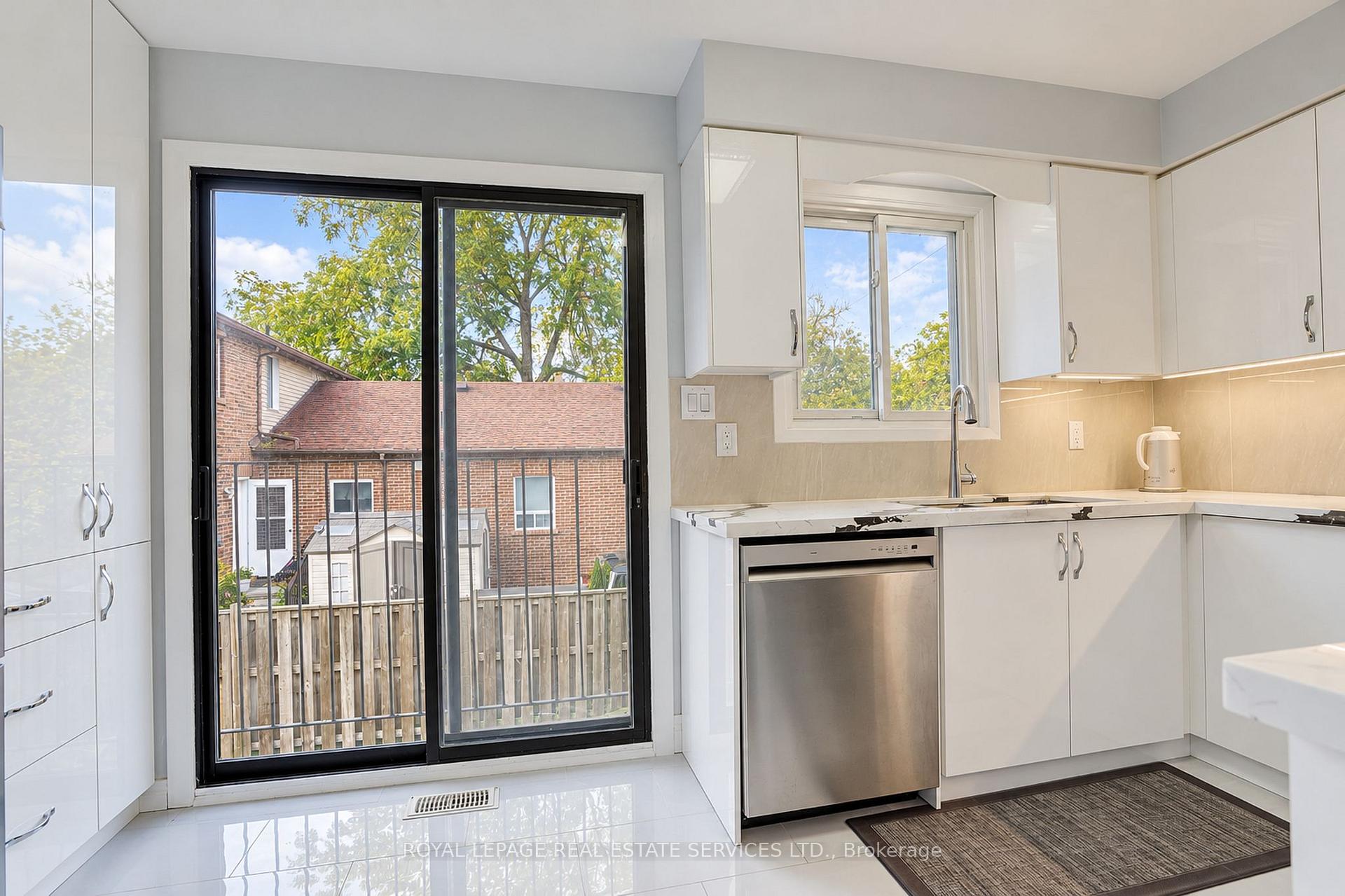 10 Reidmount Avenue 10, Toronto Unit: 10