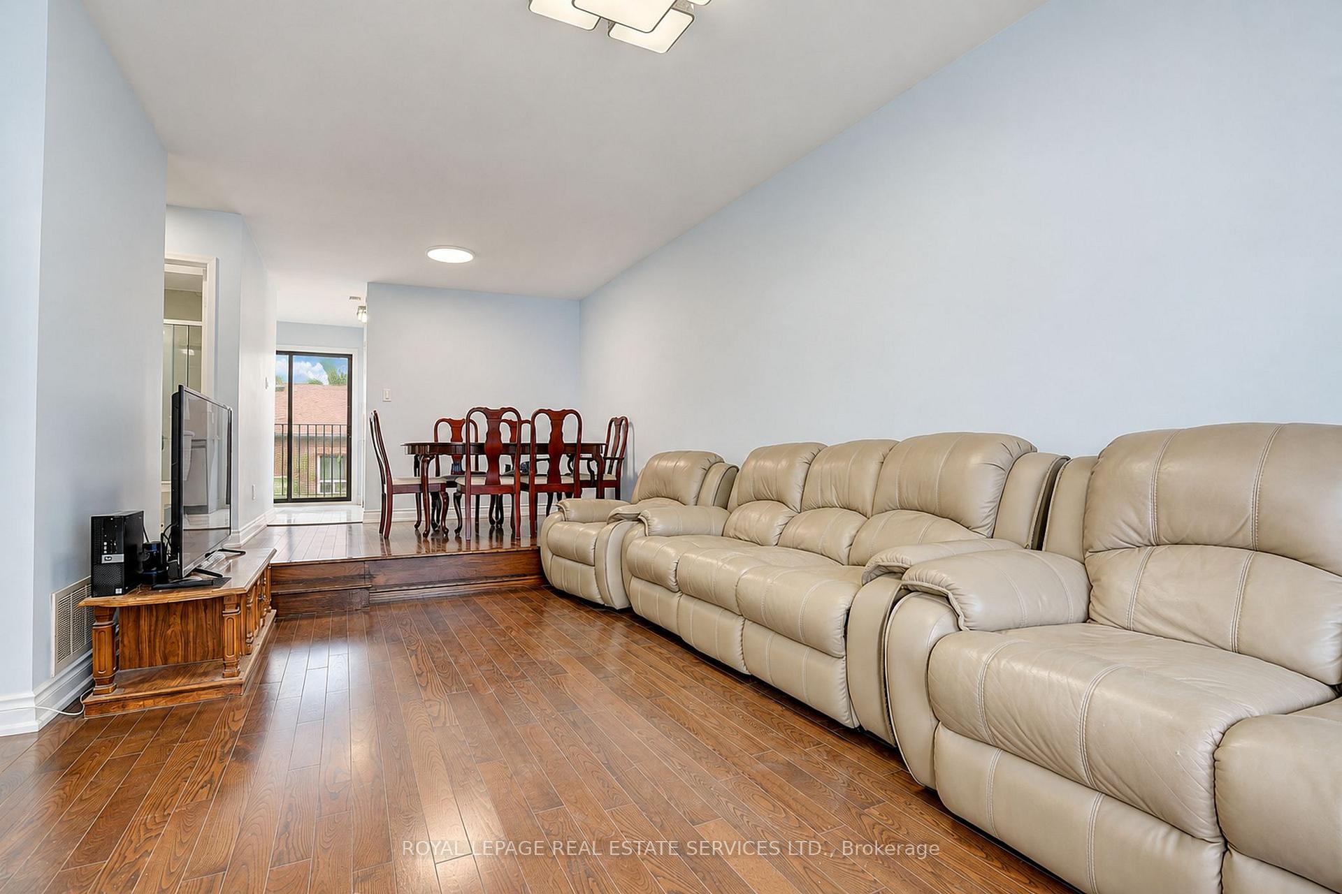 10 Reidmount Avenue 10, Toronto Unit: 10