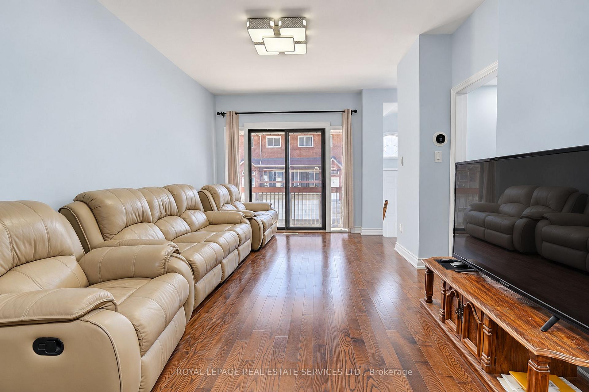 10 Reidmount Avenue 10, Toronto Unit: 10