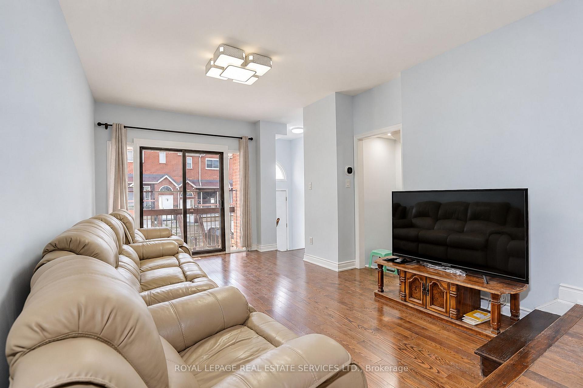 10 Reidmount Avenue 10, Toronto Unit: 10