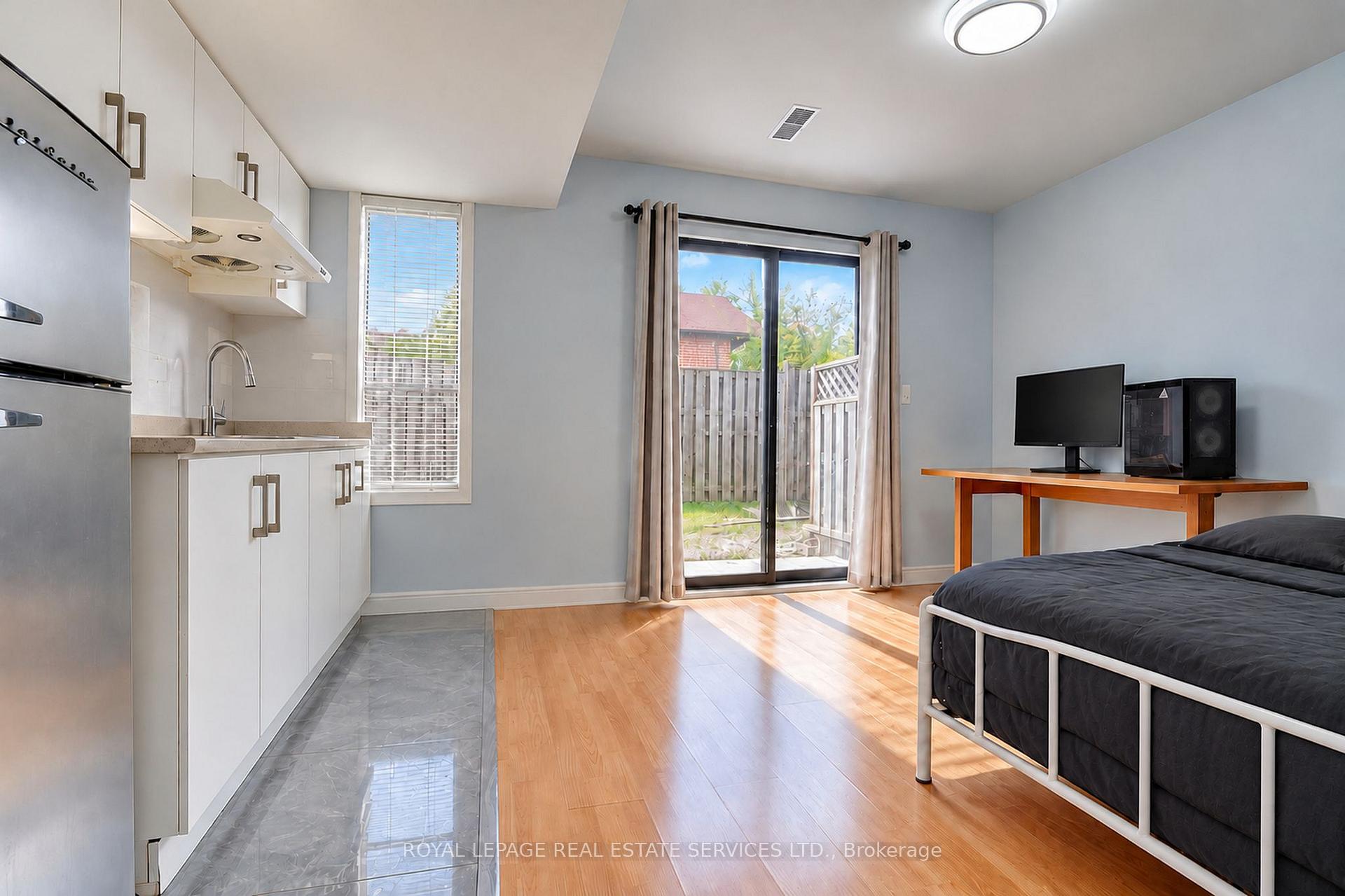 10 Reidmount Avenue 10, Toronto Unit: 10