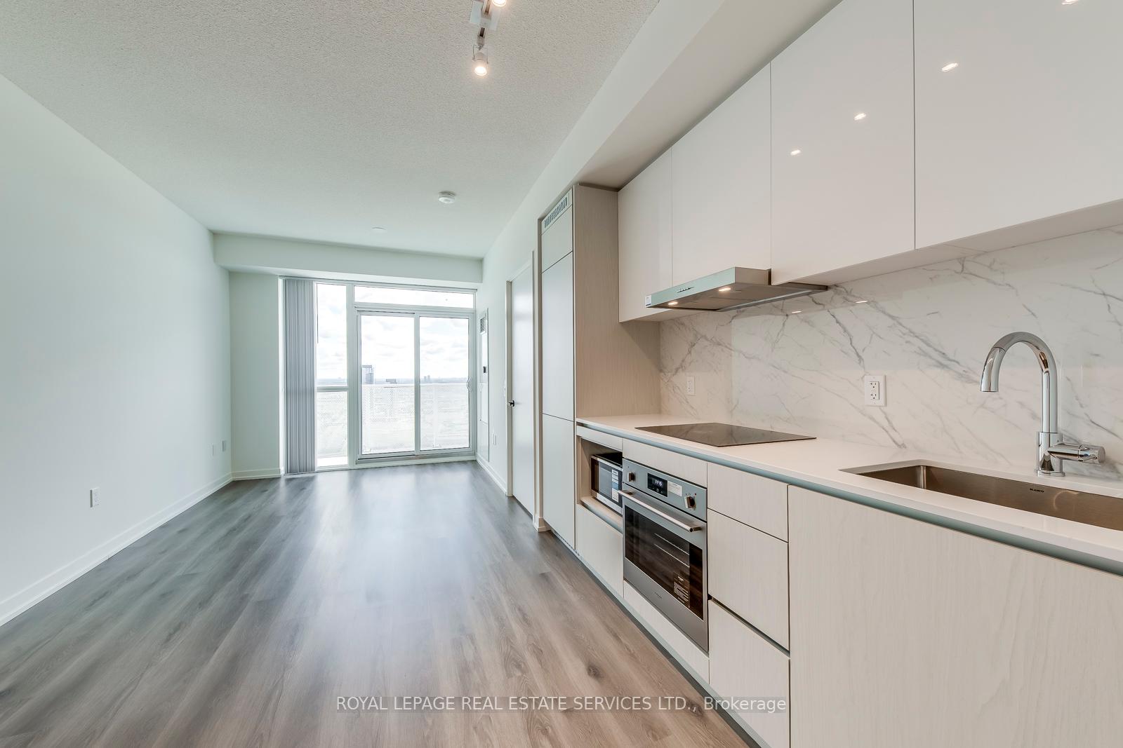 28 Interchange Way 4106