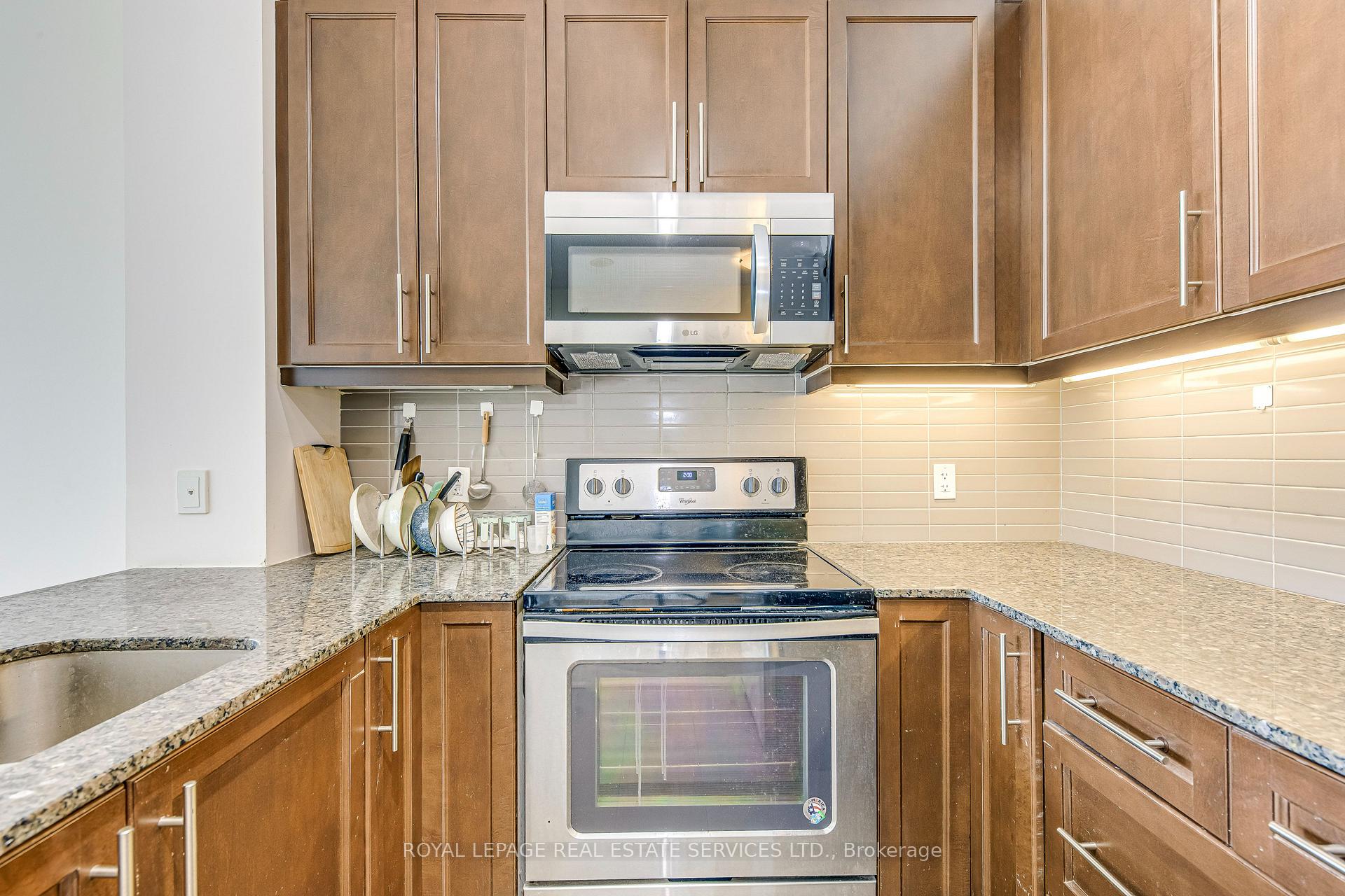 #910 - 3975 Grand Park Drive Unit: 910