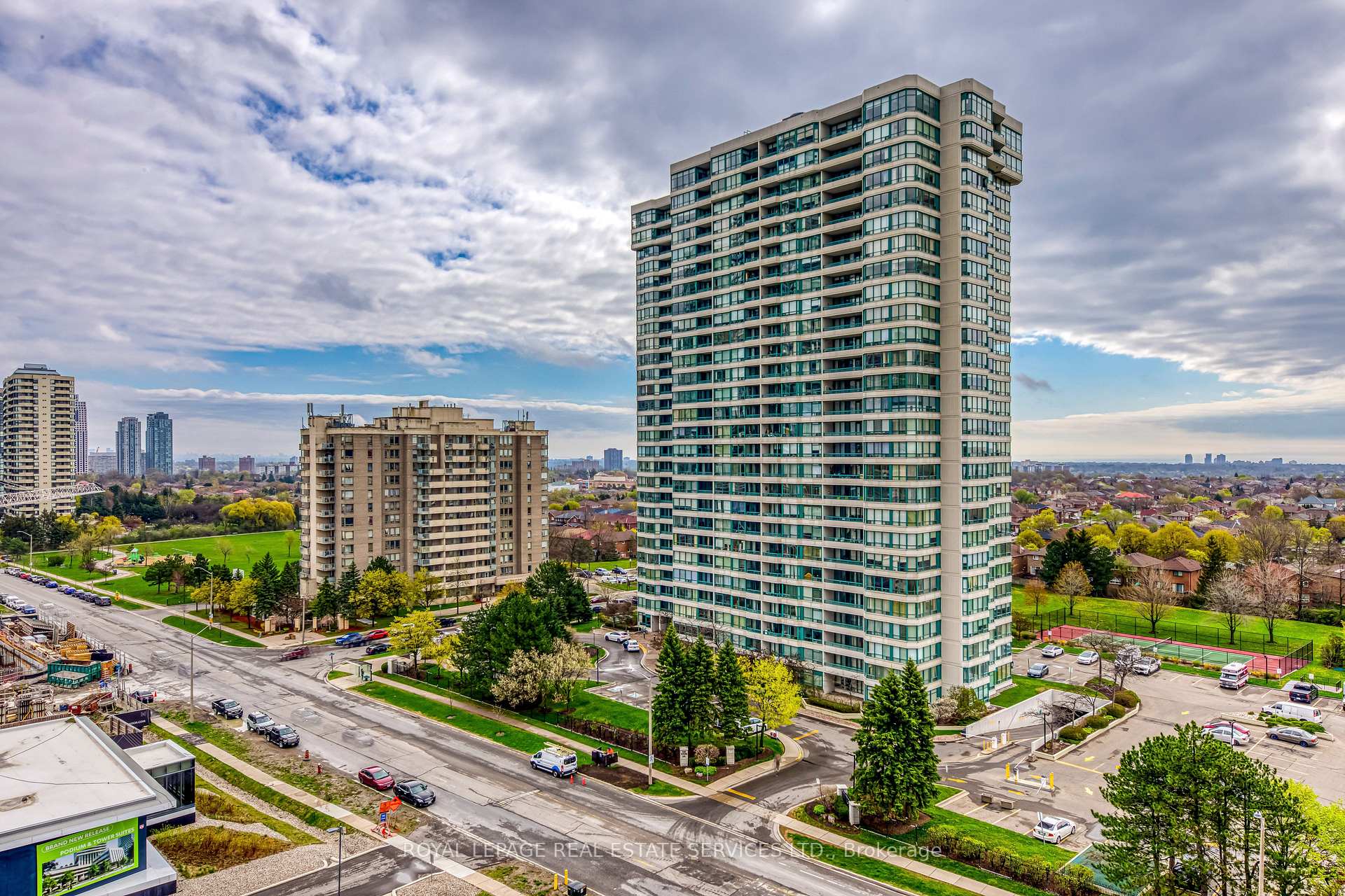 #910 - 3975 Grand Park Drive Unit: 910