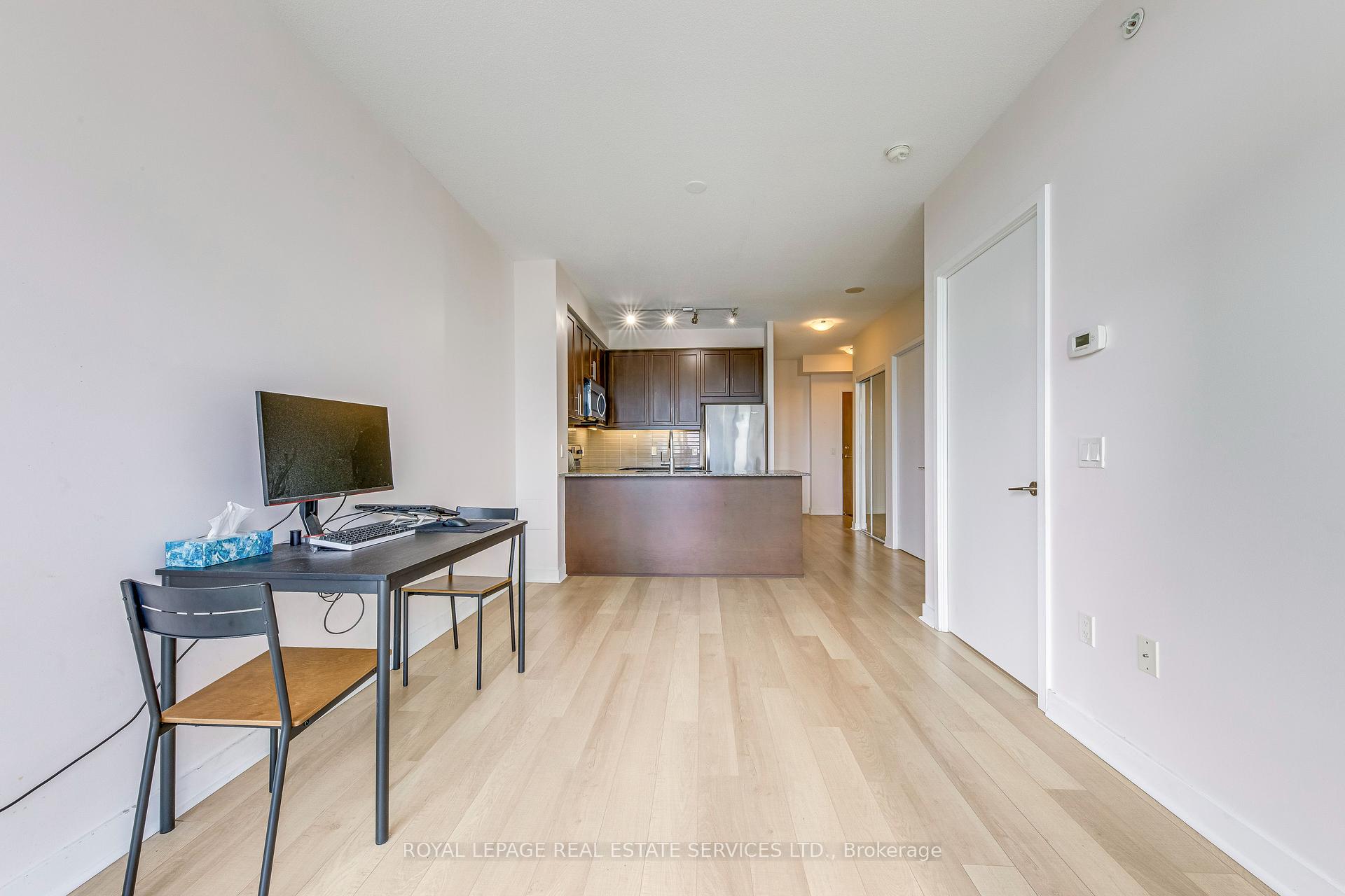 #910 - 3975 Grand Park Drive Unit: 910