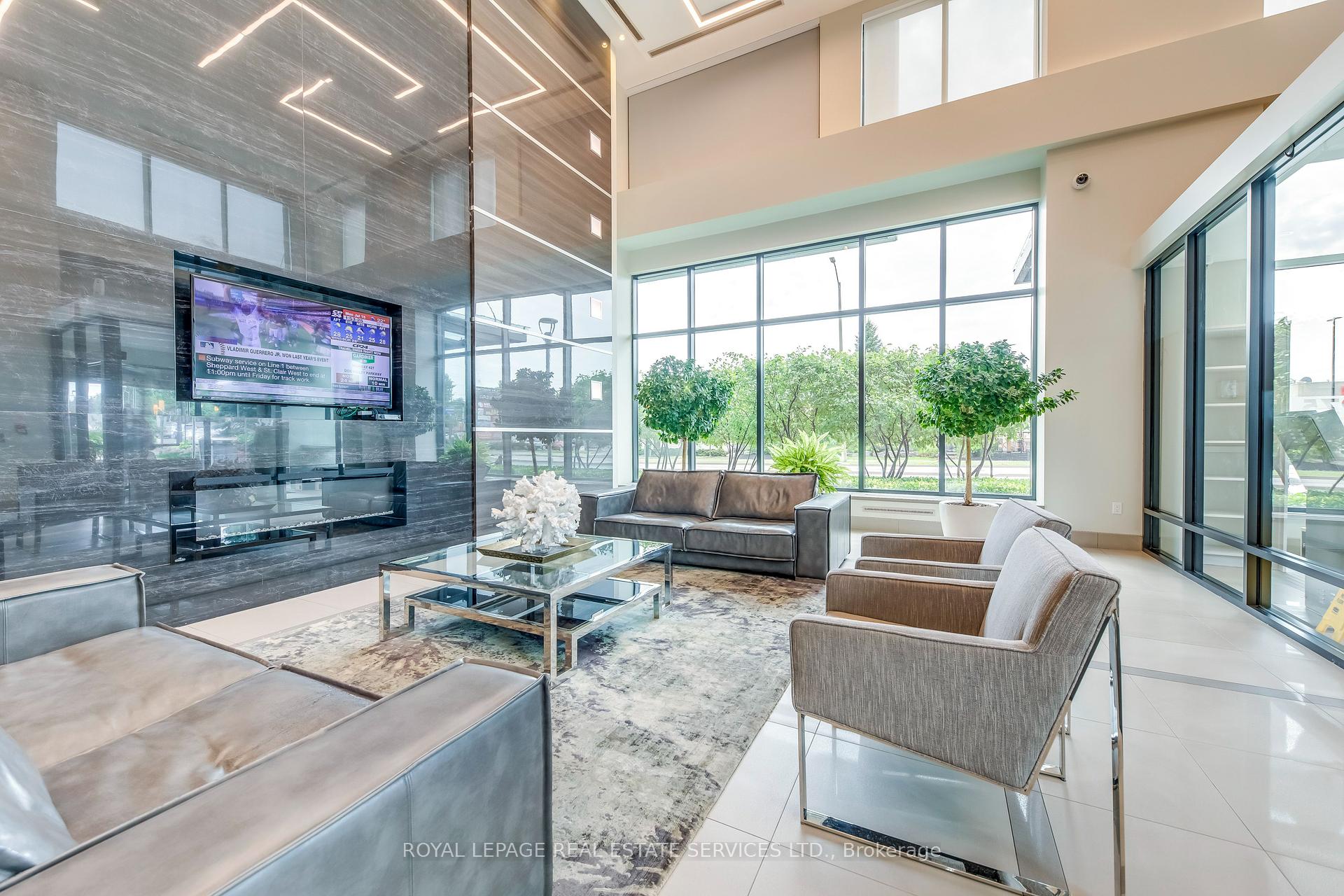 #910 - 3975 Grand Park Drive Unit: 910