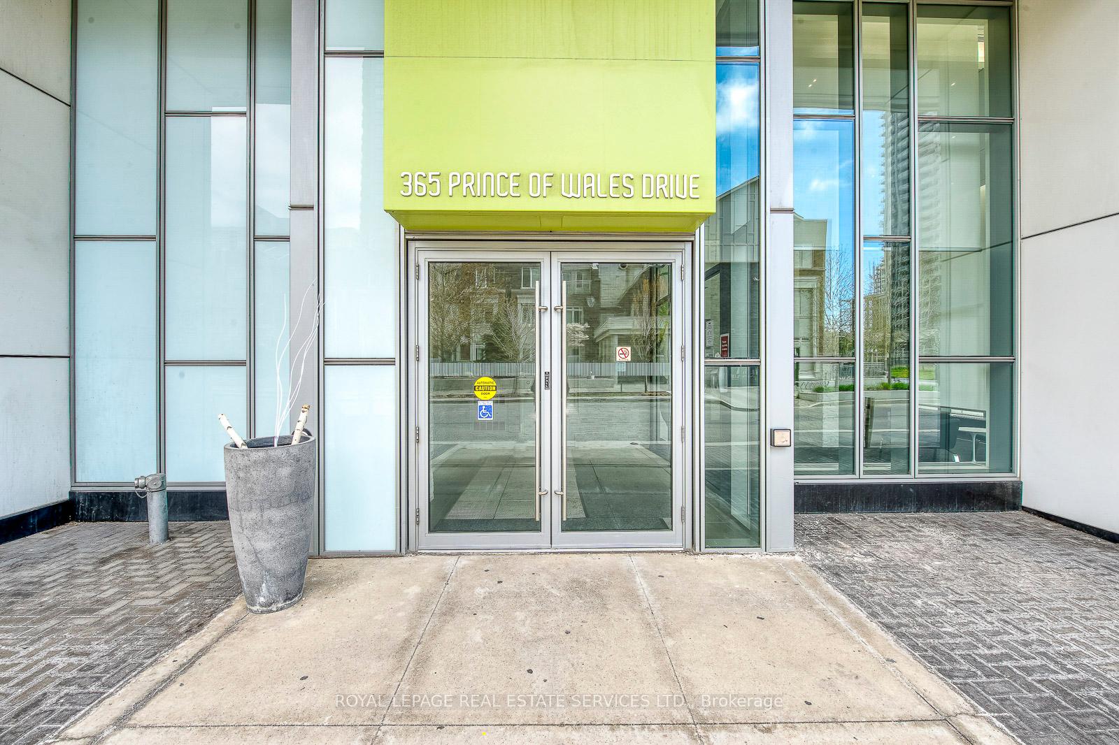 365 Prince Of Wales Drive #1902