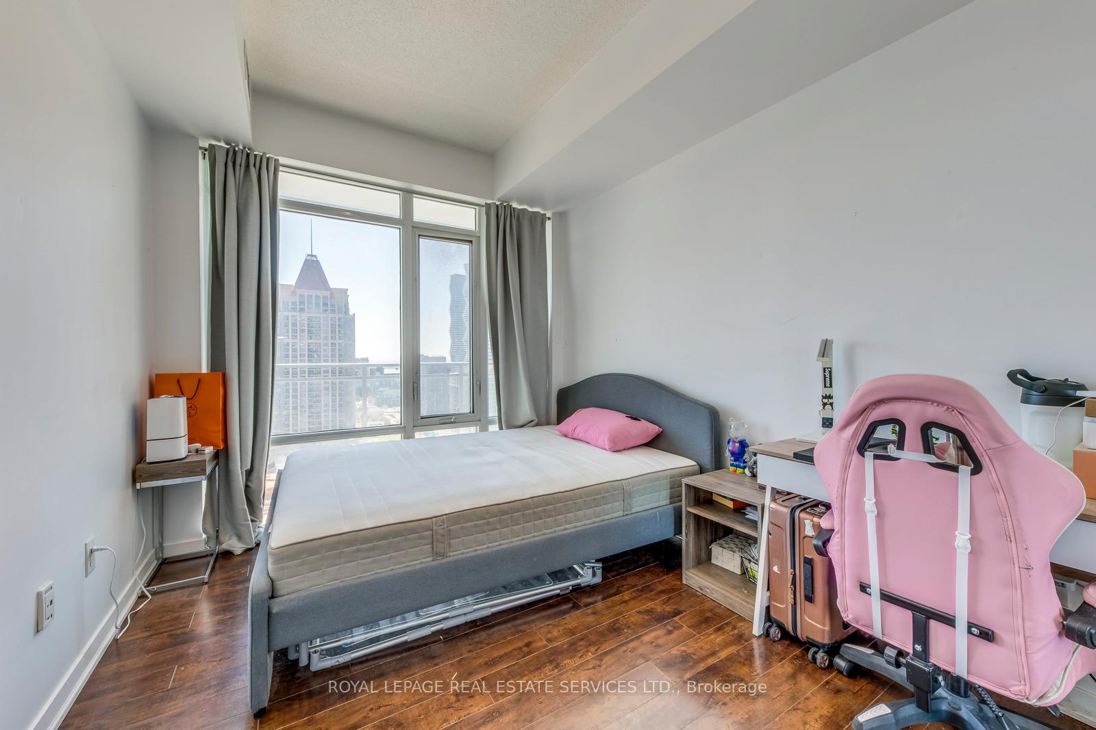 365 Prince Of Wales Drive #1902