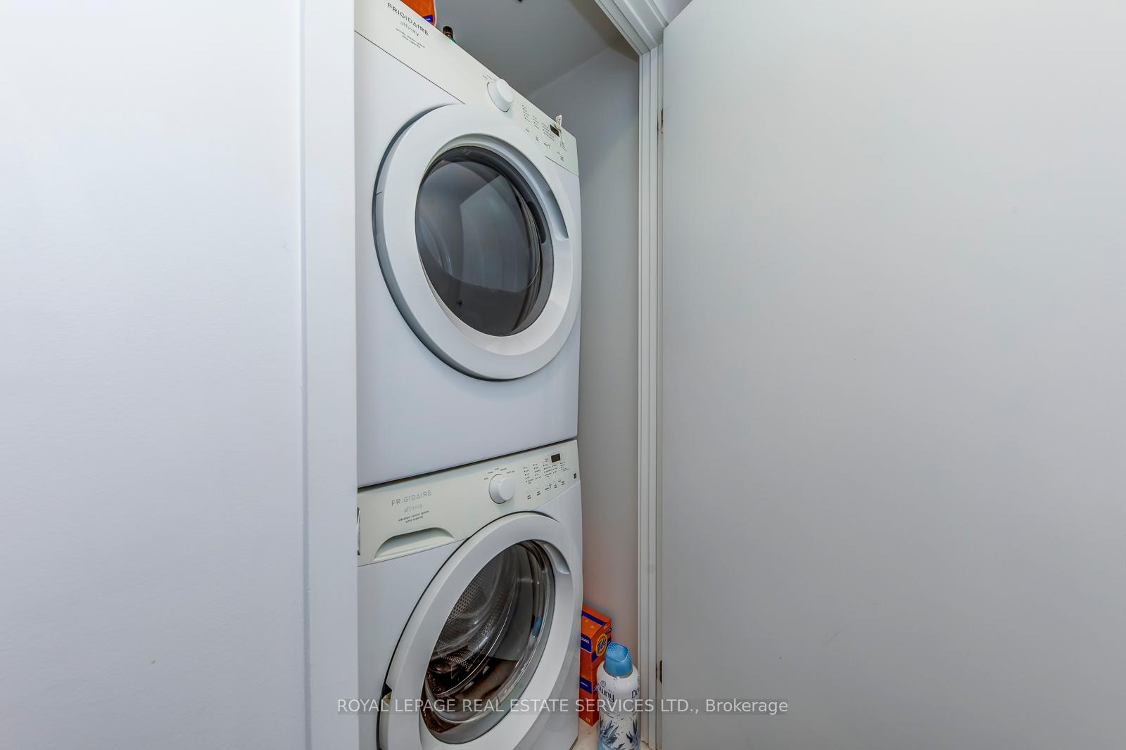 365 Prince Of Wales Drive #1902