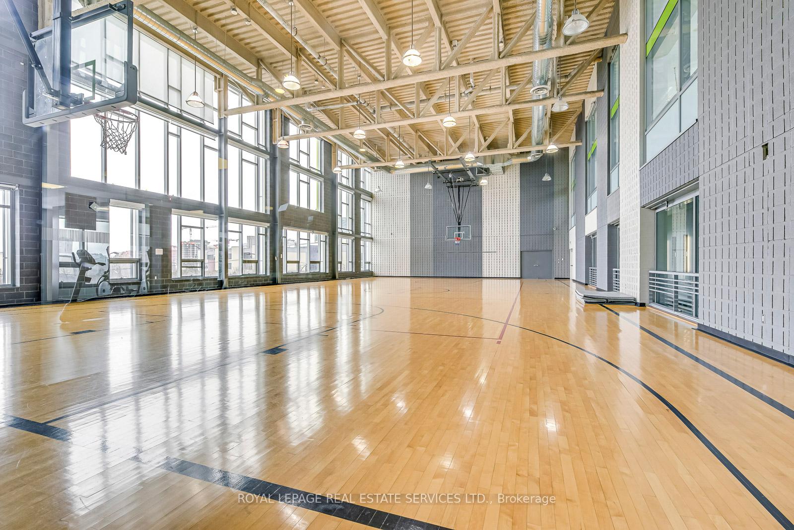 365 Prince Of Wales Drive #1902