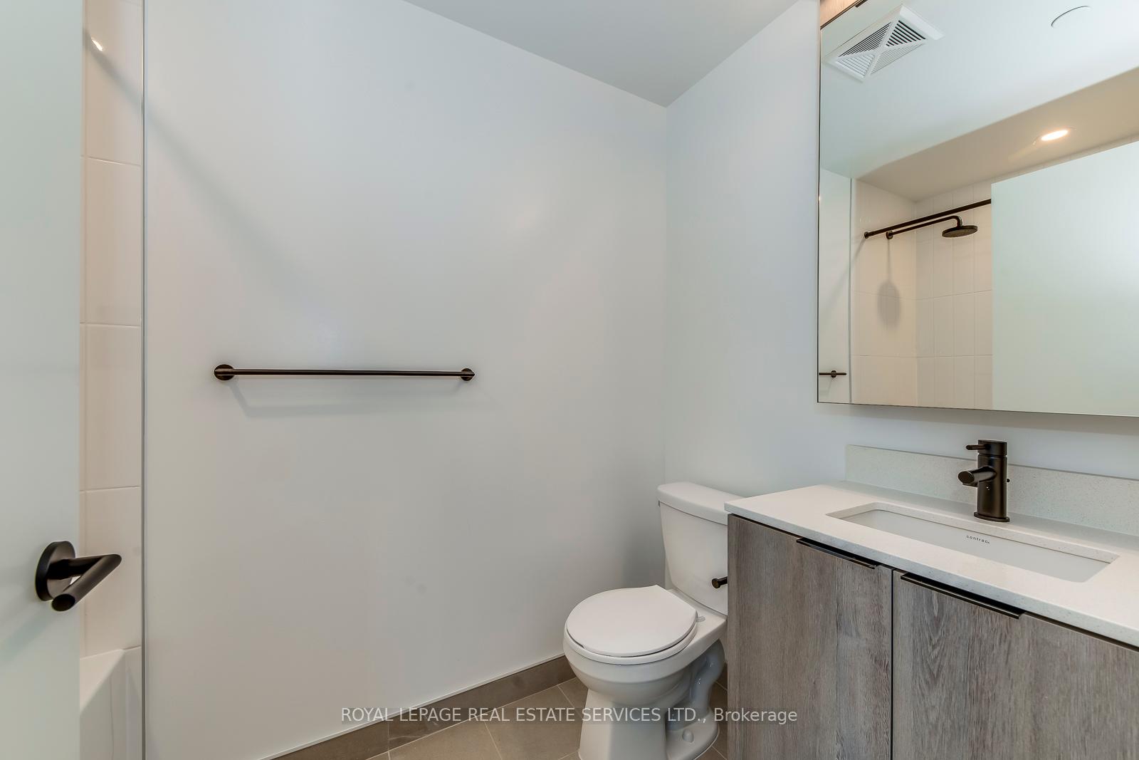 2495 Eglinton Avenue #314