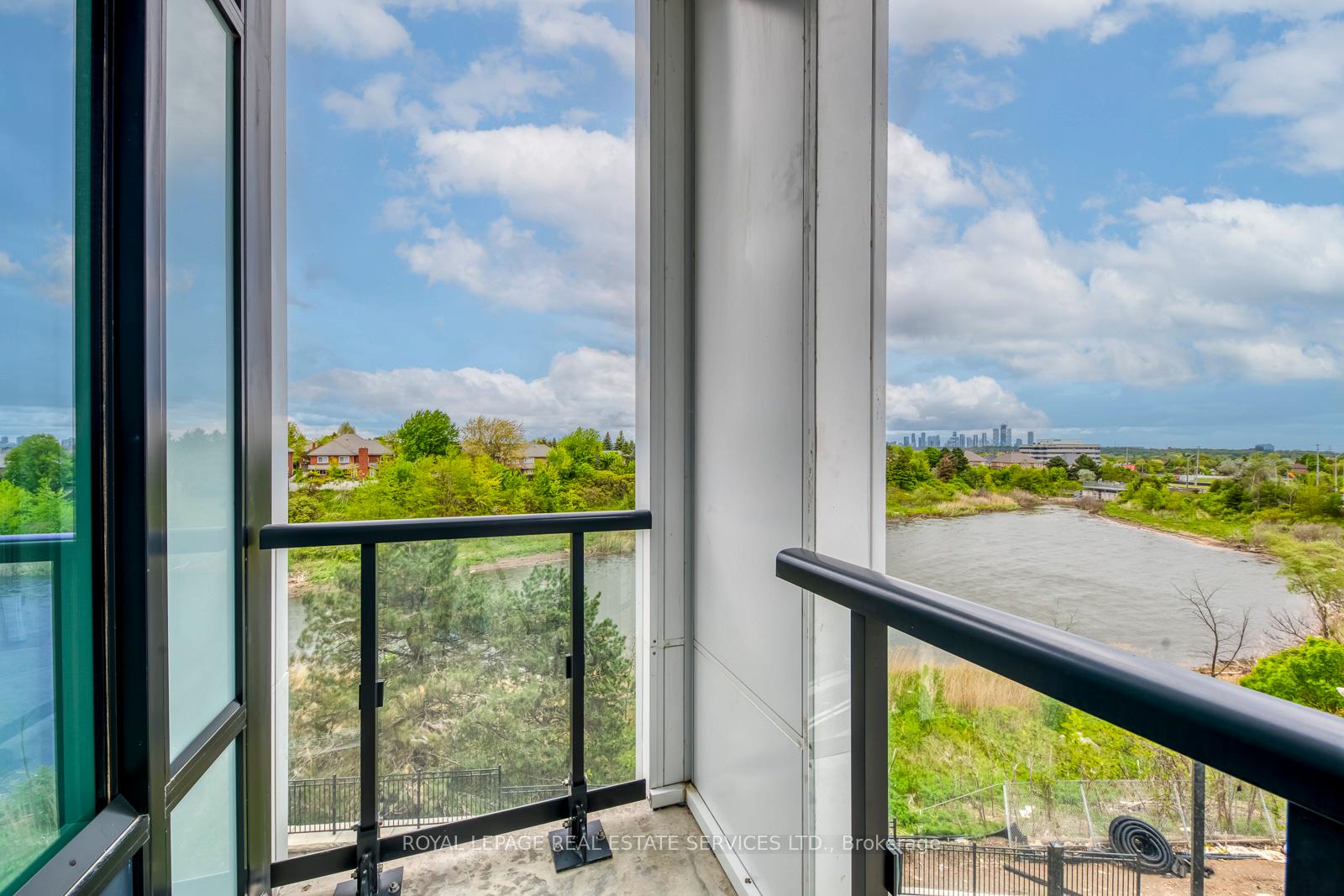 2495 Eglinton Avenue #314