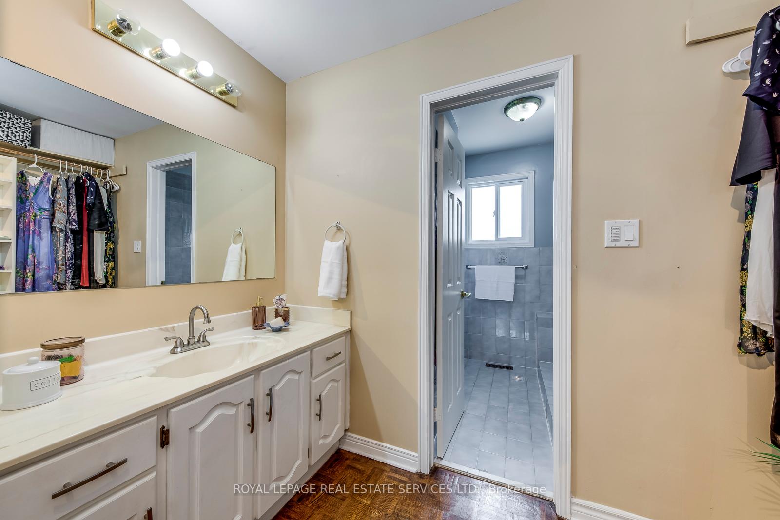 1143 Chapelton Place