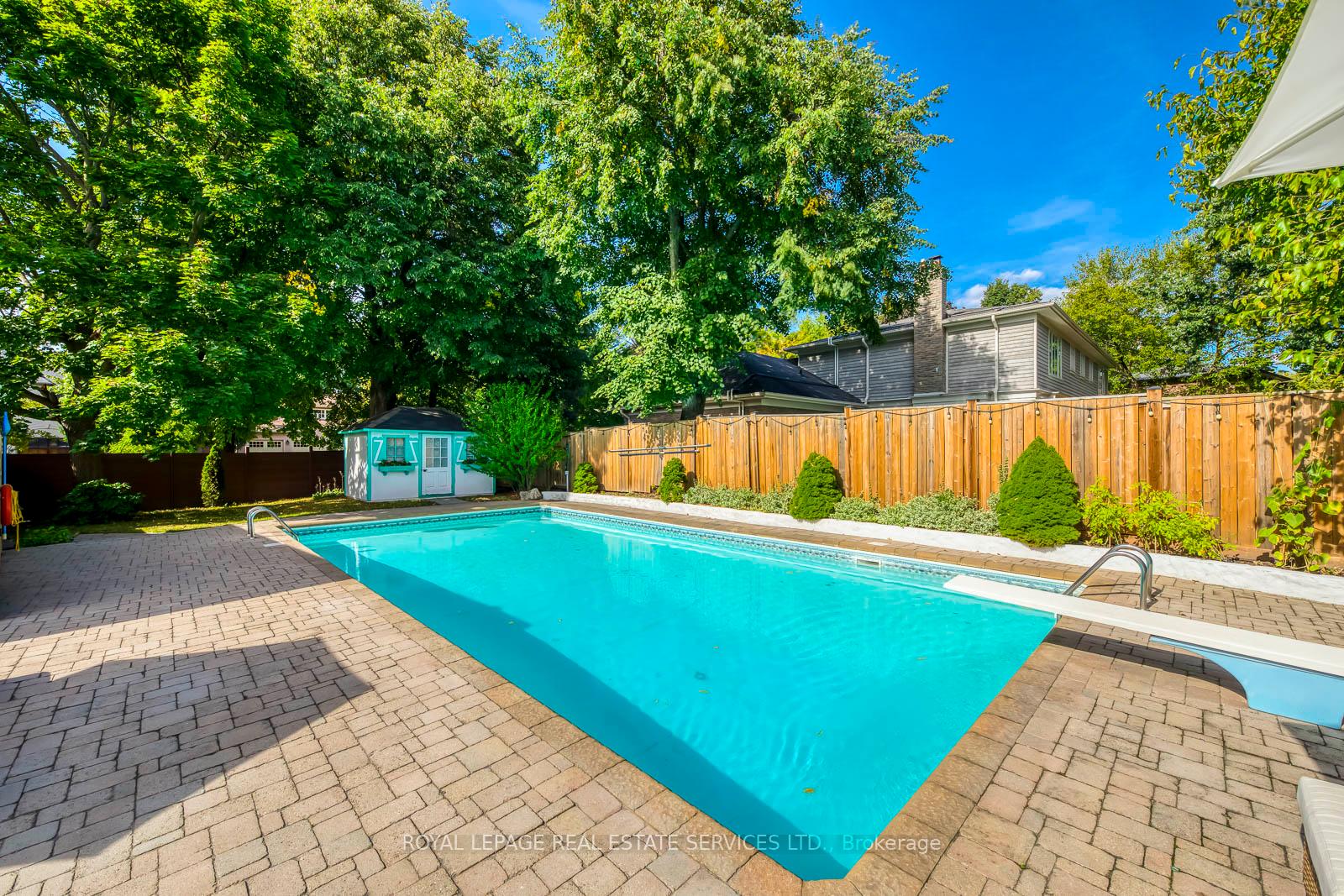 1460 Caulder Drive
