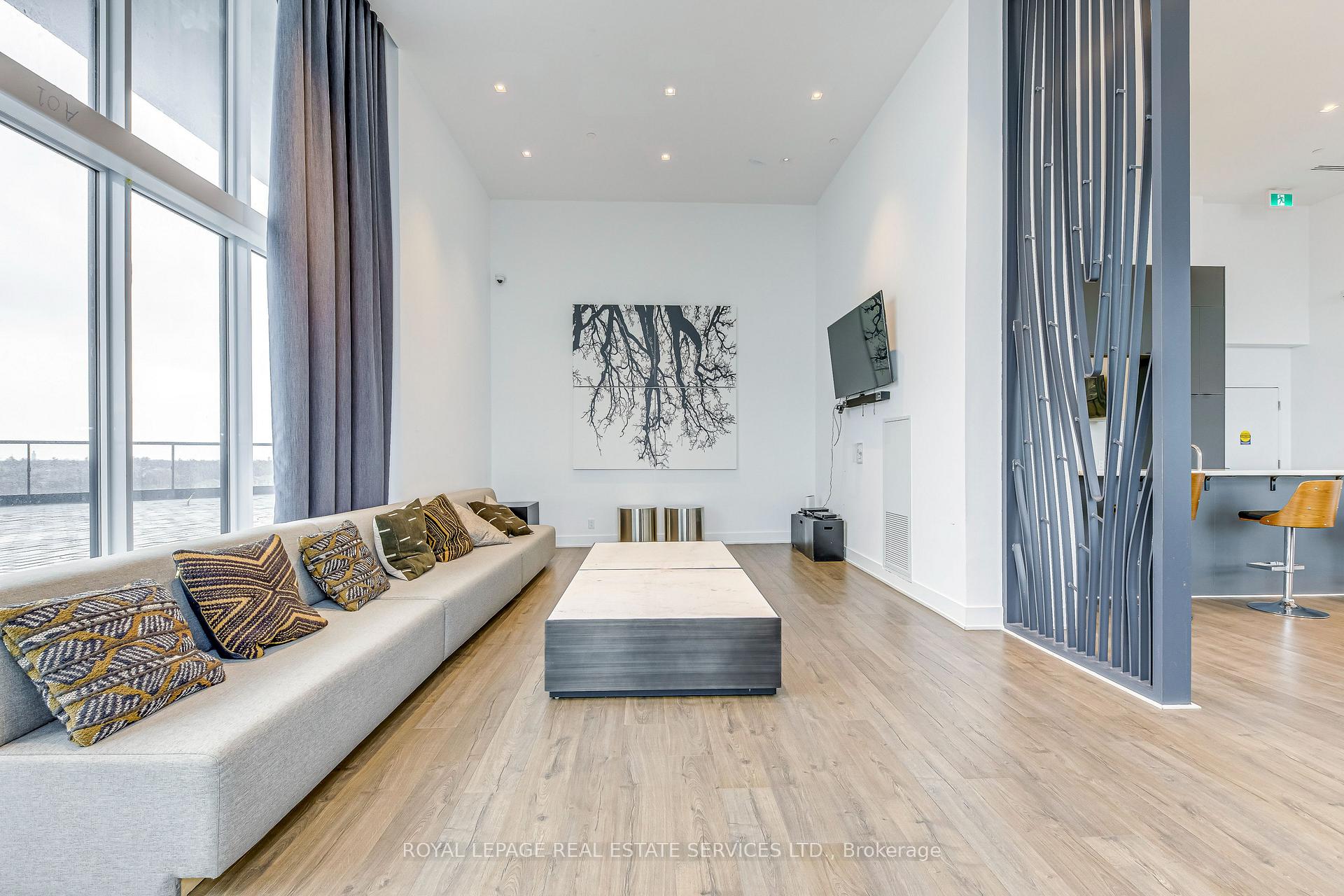 #1108 - 297 Oak Walk Drive Unit: 1108