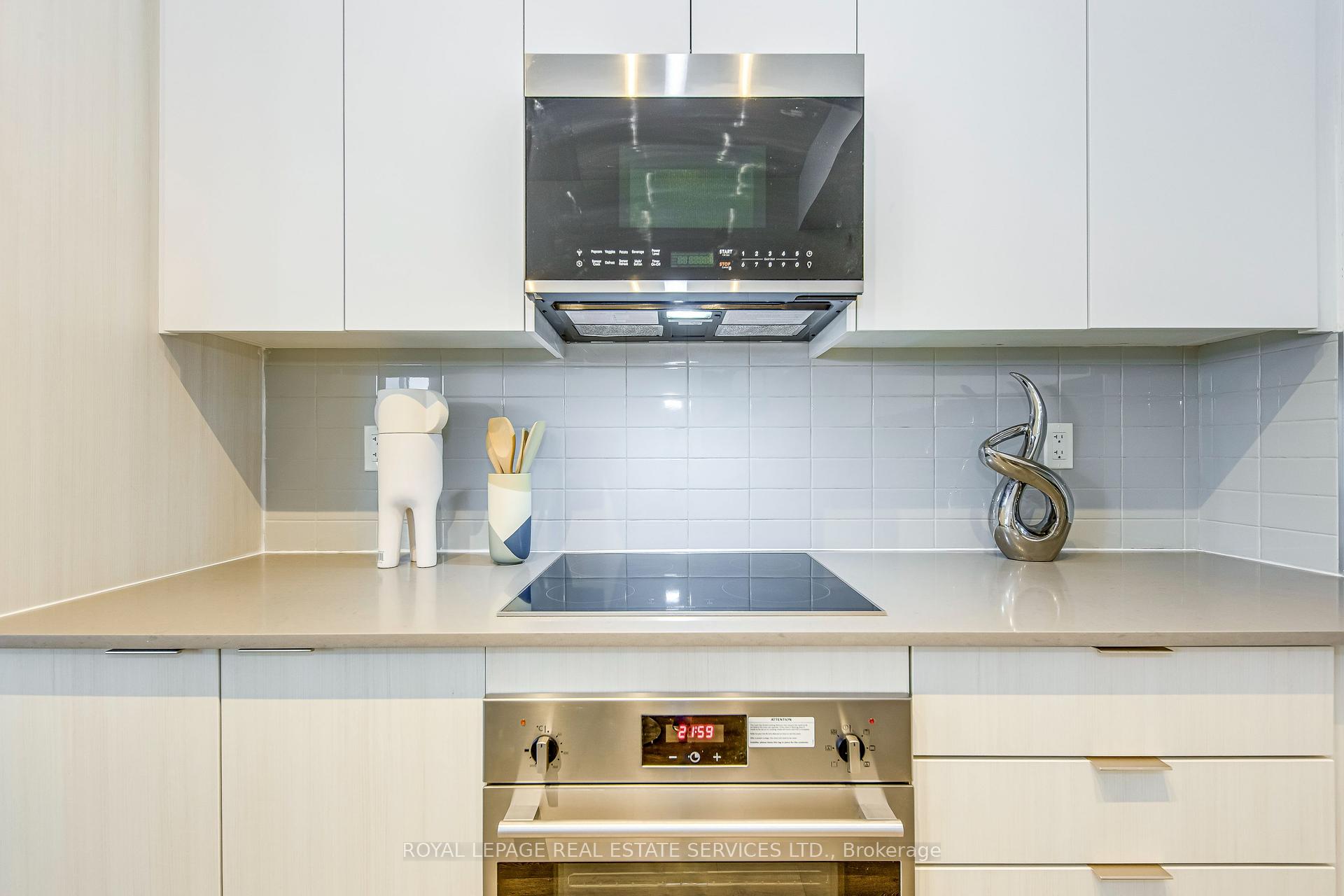 #1108 - 297 Oak Walk Drive Unit: 1108