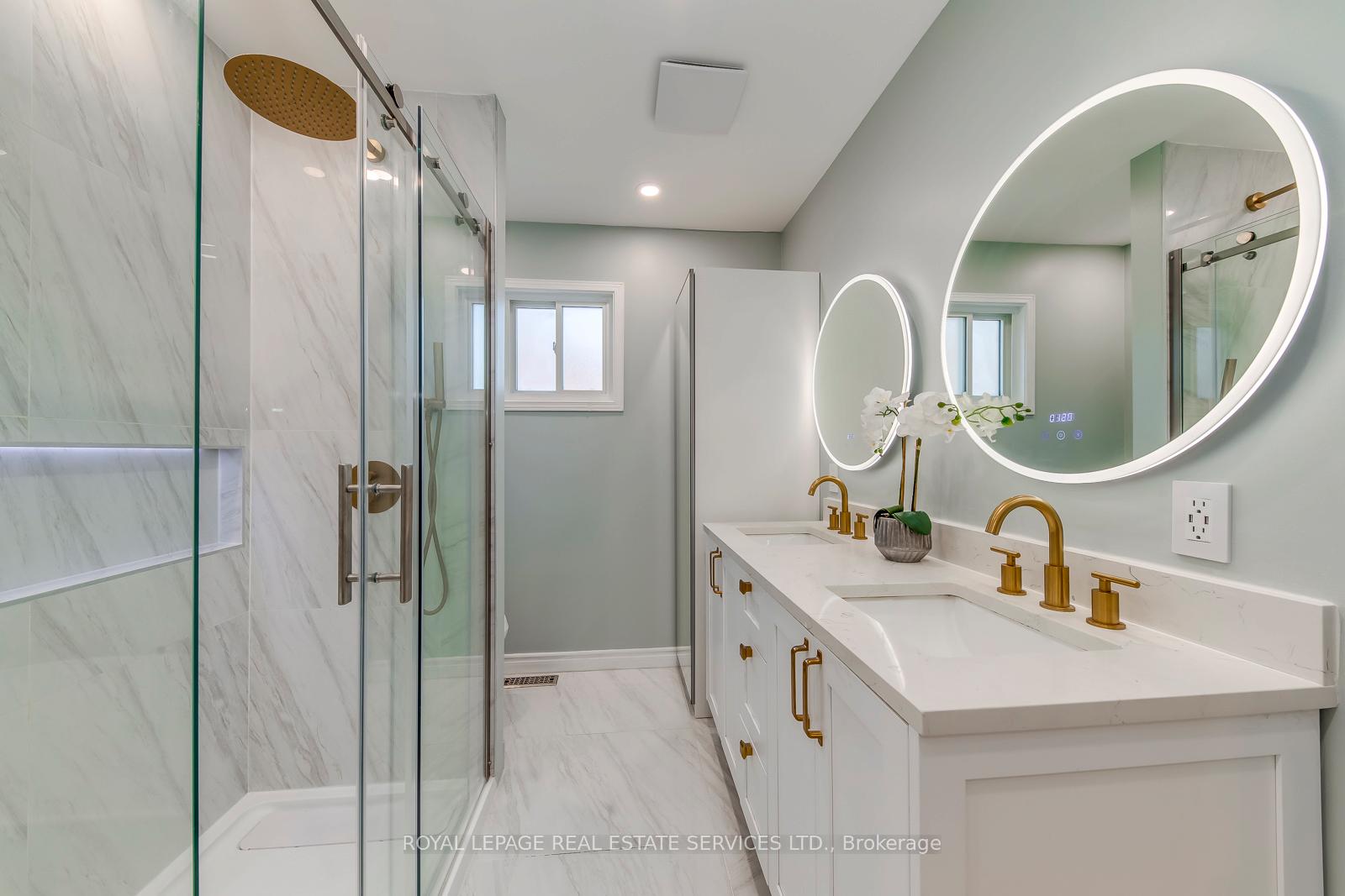 384 River Oaks Boulevard