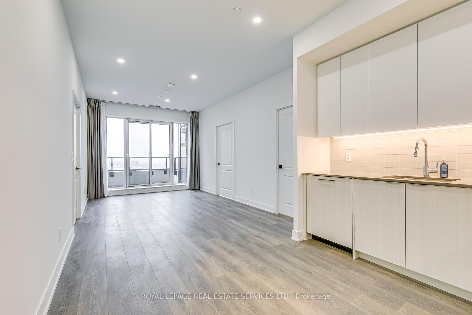 #1230 - 2485 TAUNTON Road Unit: 1230