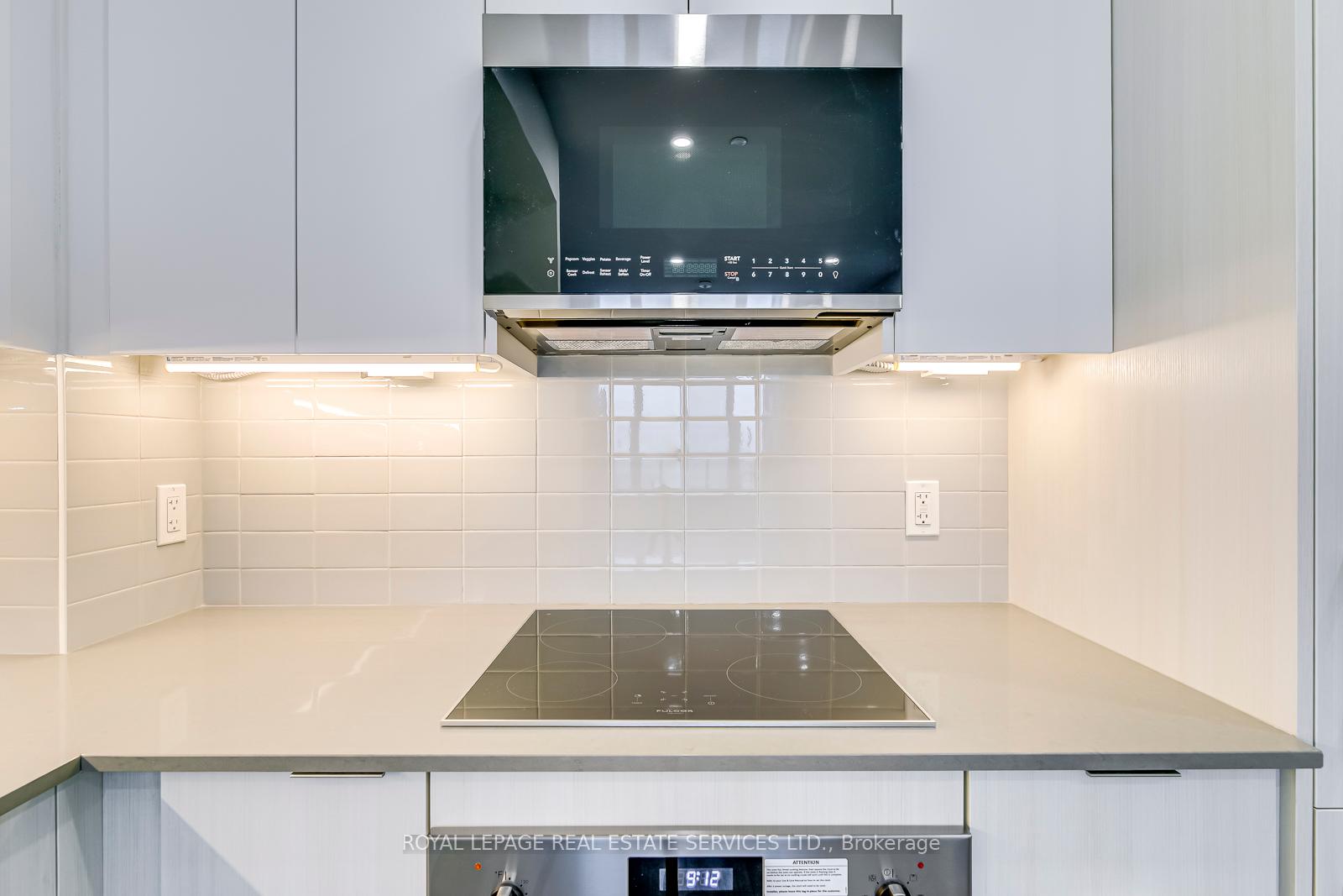 #1230 - 2485 TAUNTON Road Unit: 1230