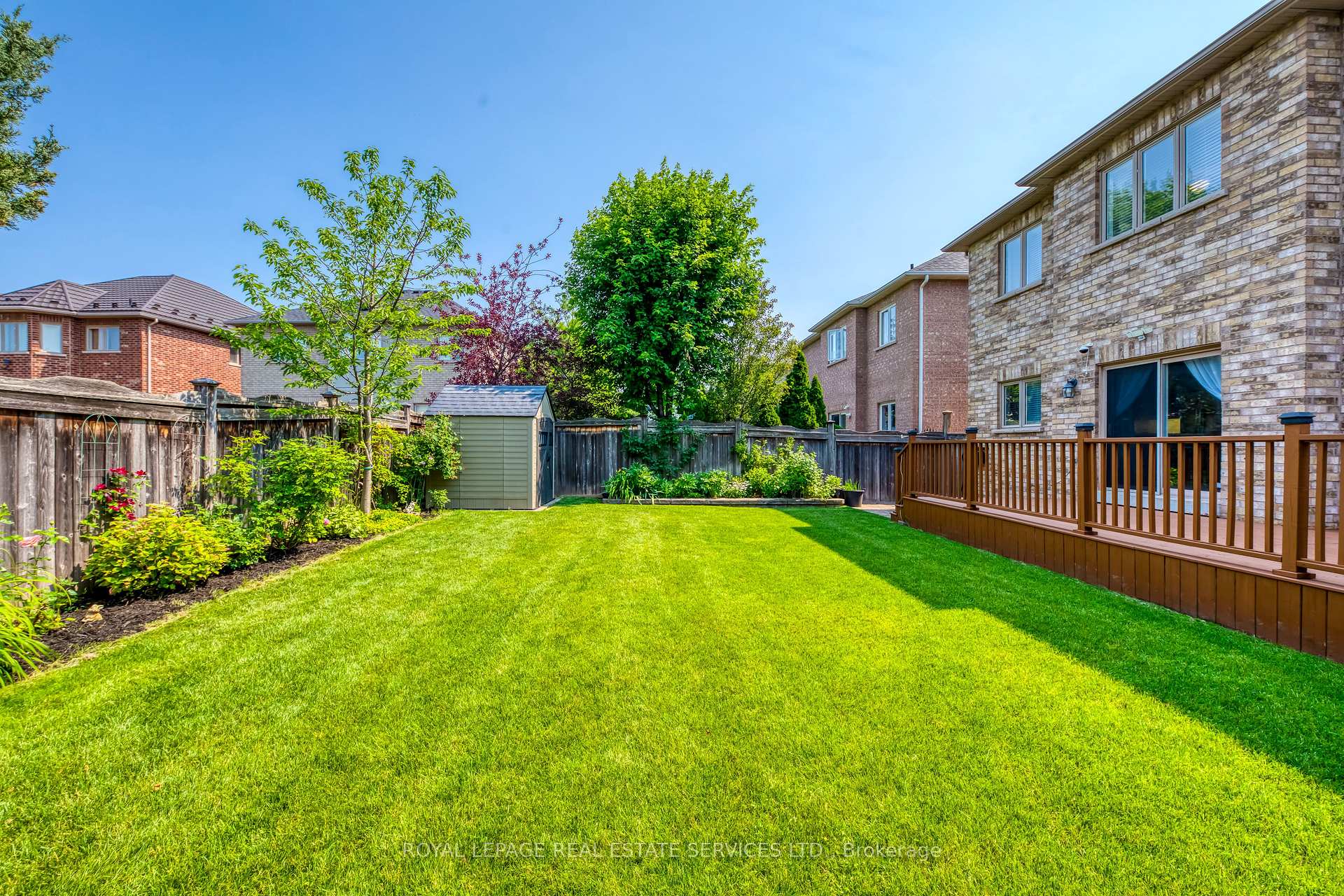 1079 Kestell Boulevard