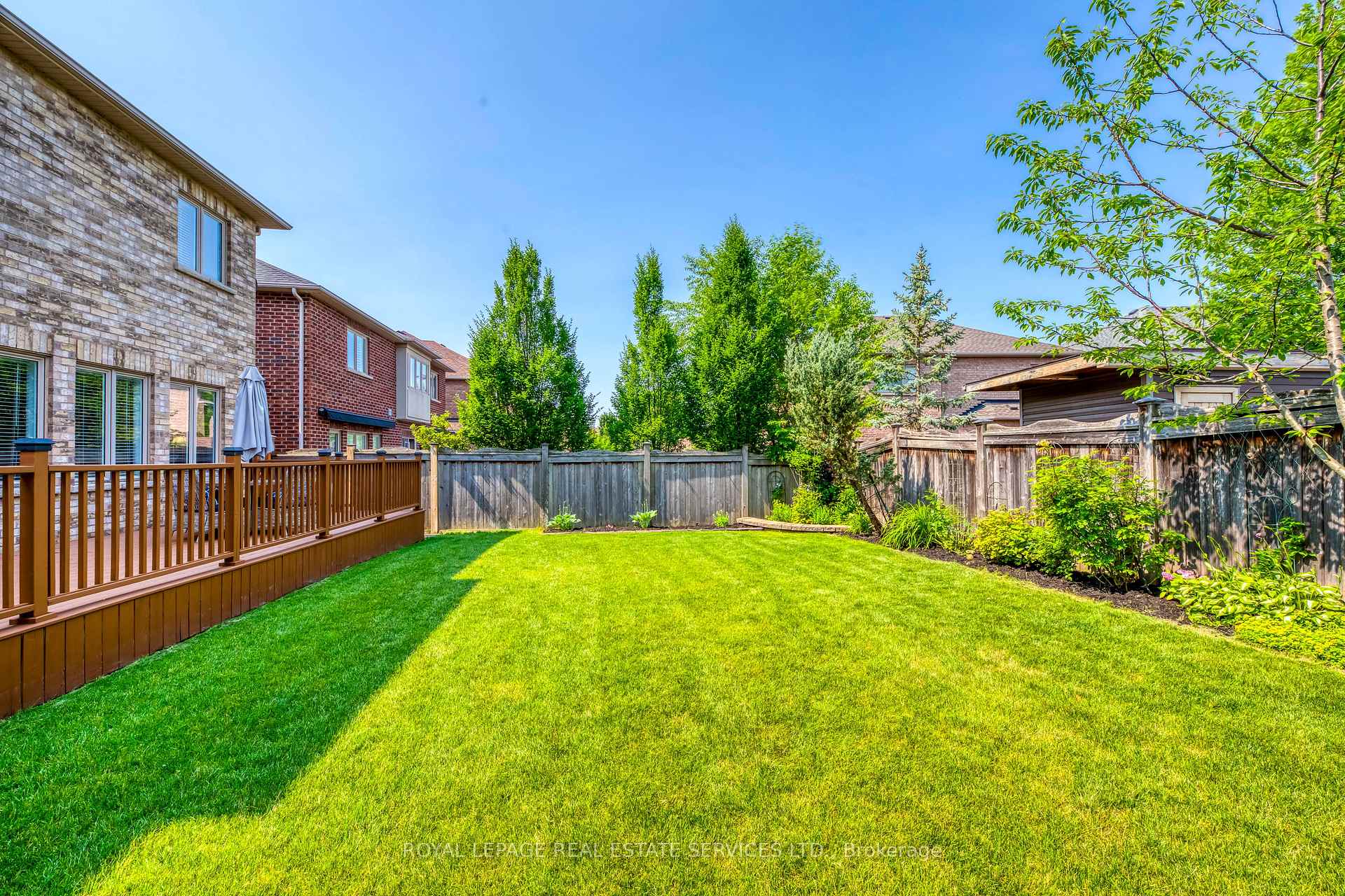 1079 Kestell Boulevard