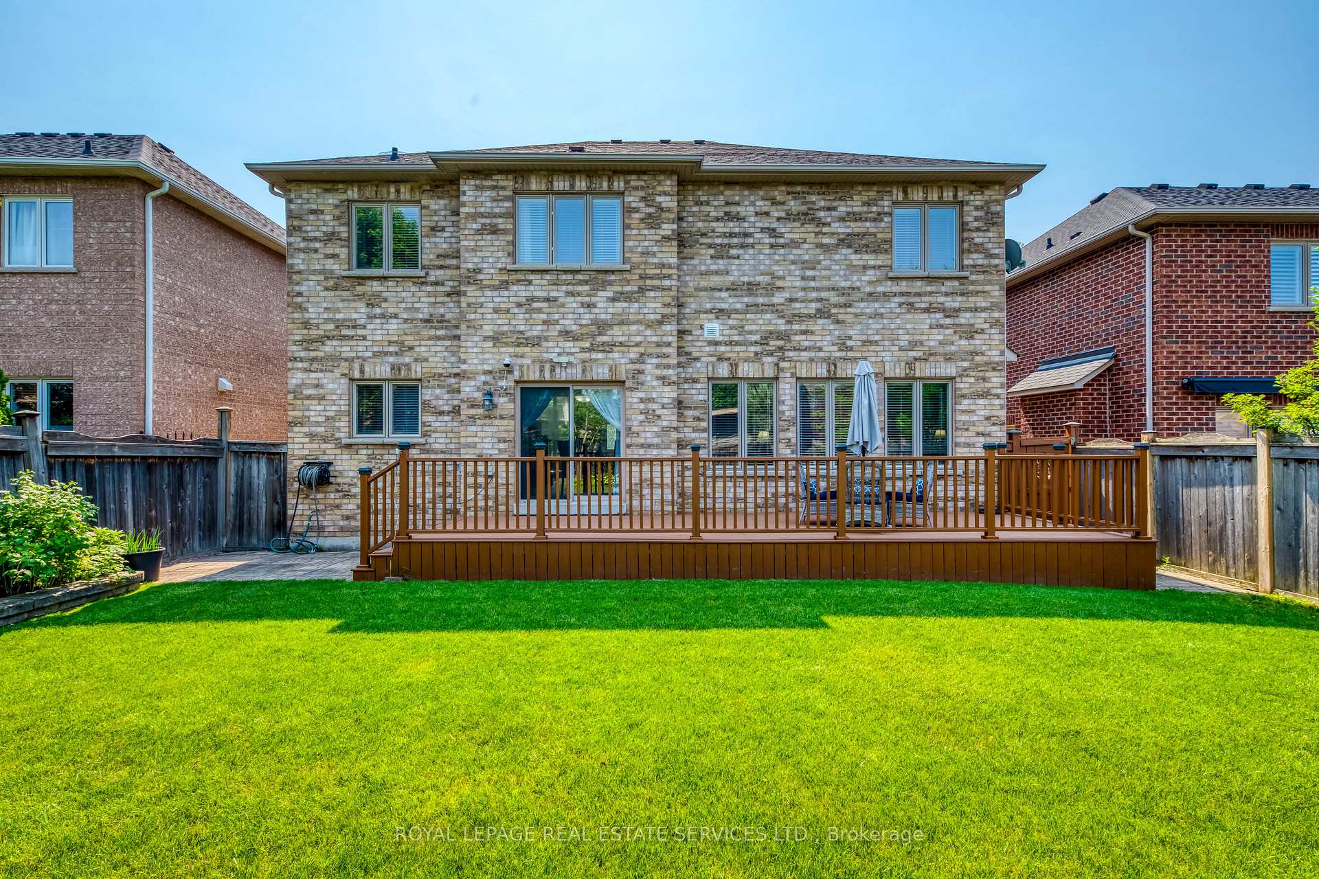 1079 Kestell Boulevard