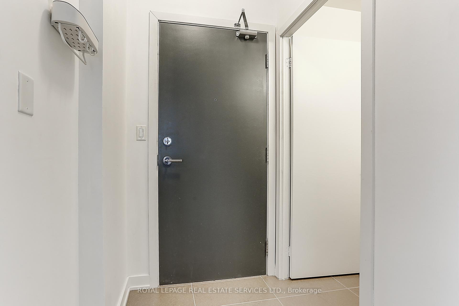 4070 Confederation Parkway #1404