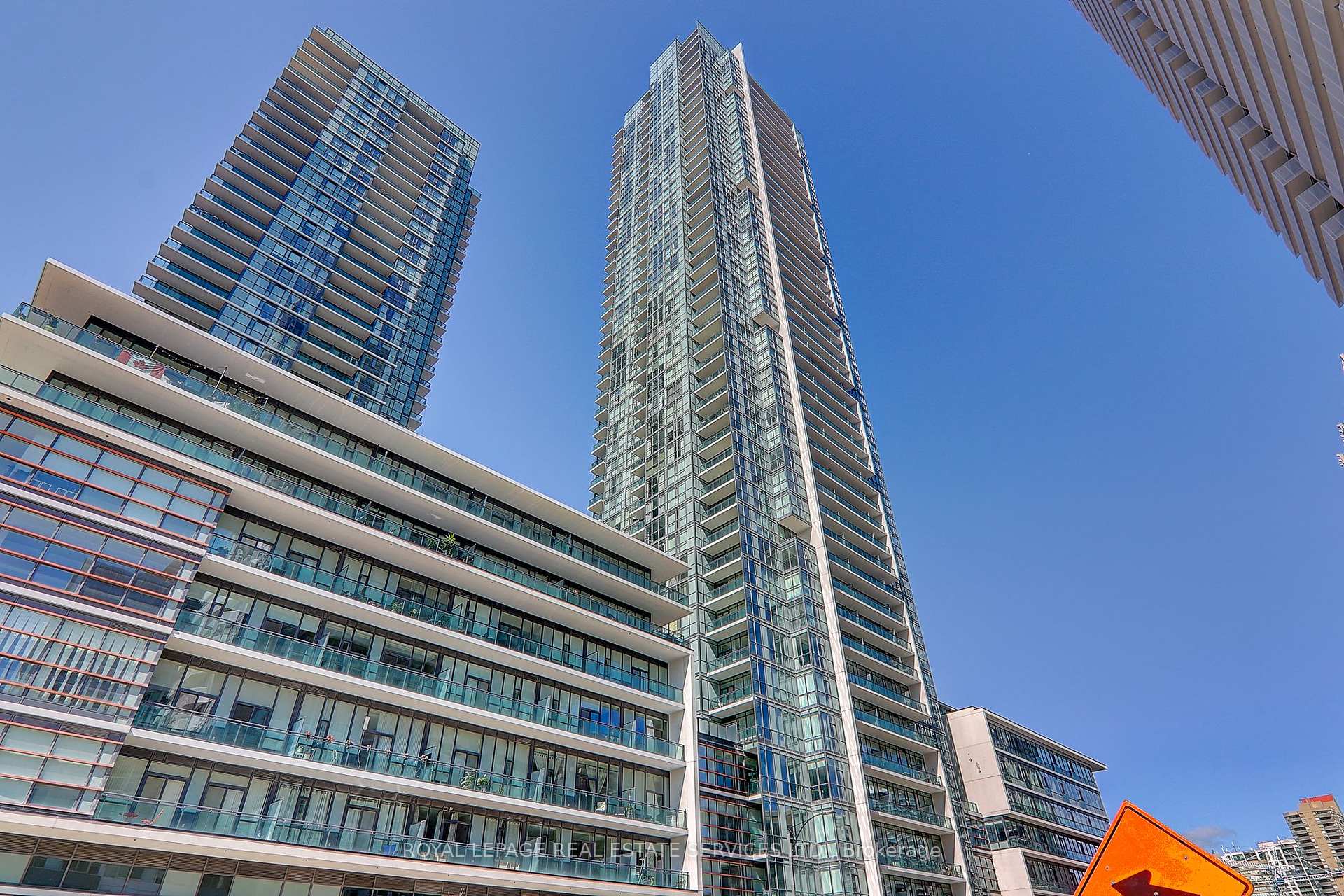 4070 Confederation Parkway #1404