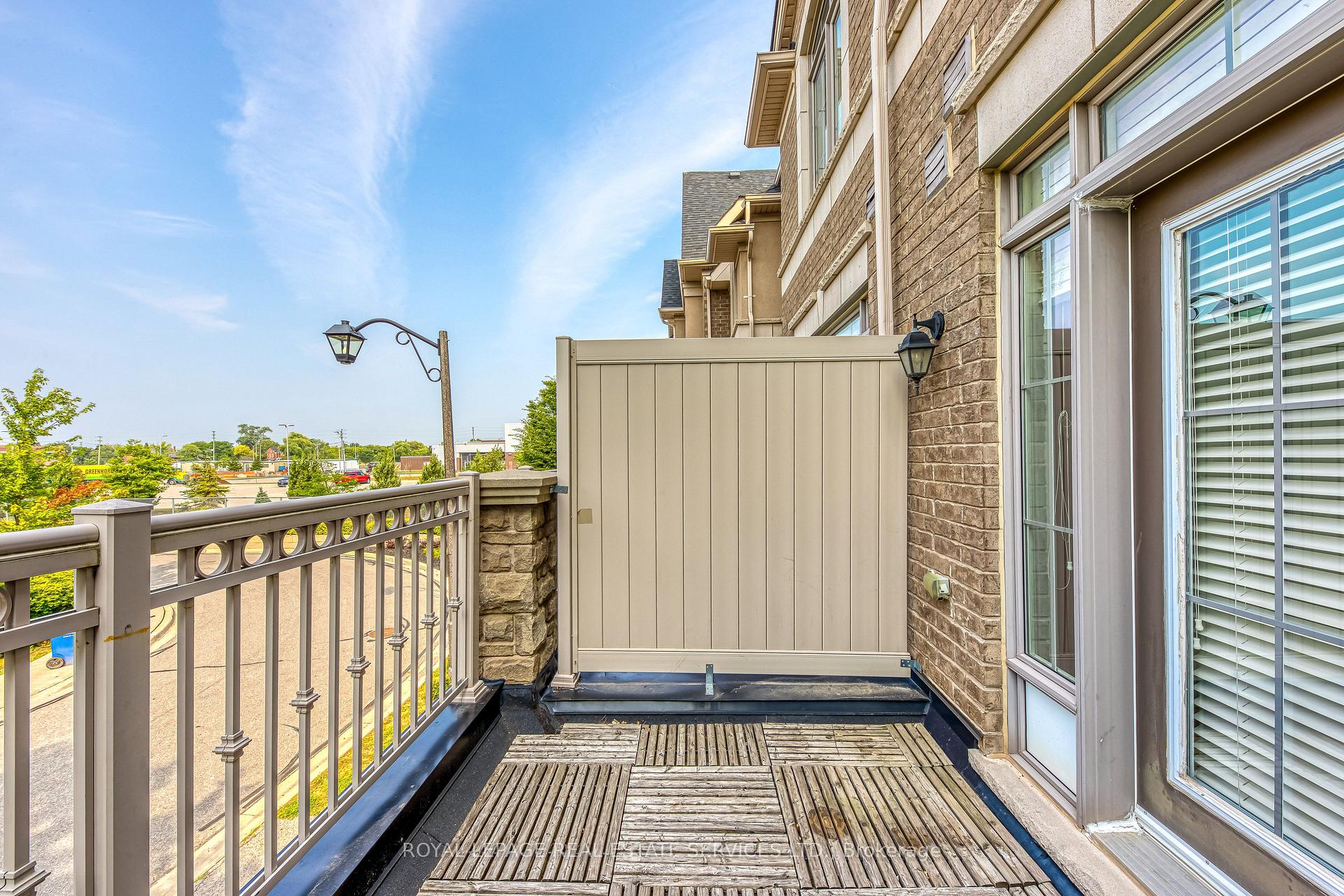 2435 Greenwich Drive #12