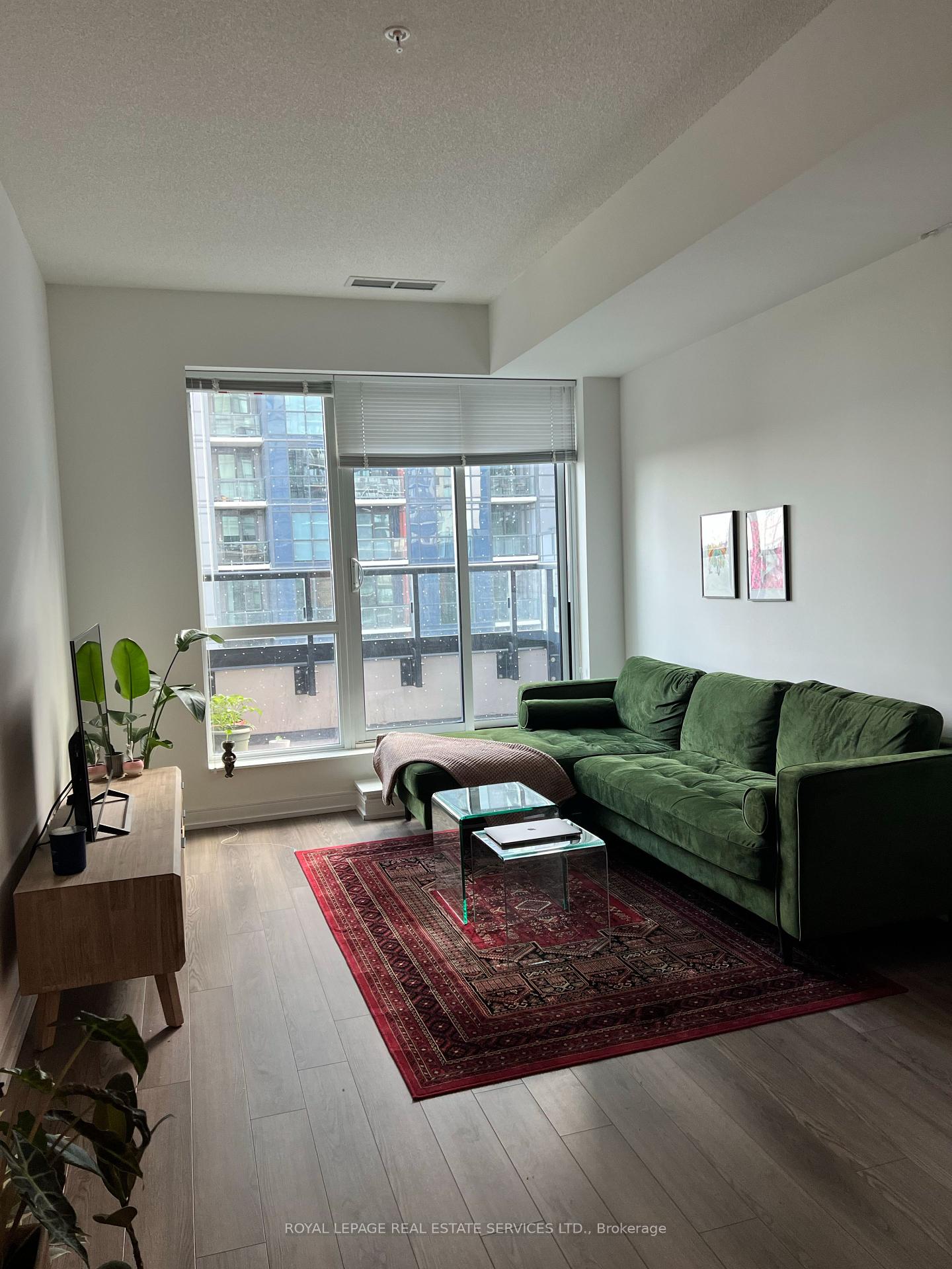 20 Thomas Riley Road 401