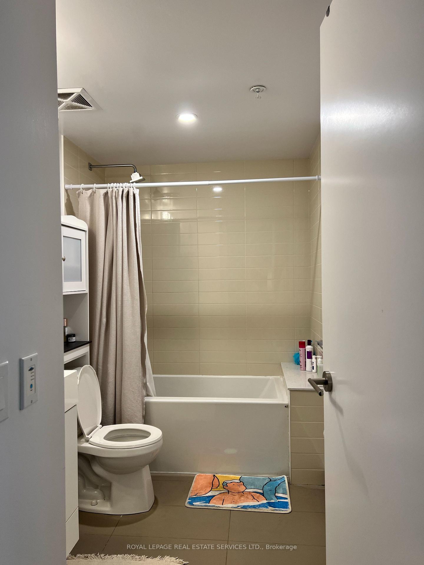 20 Thomas Riley Road 401