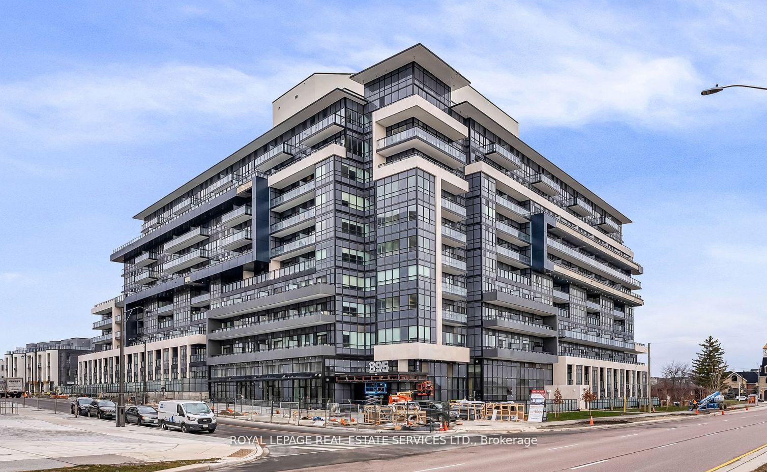 395 Dundas Street W 317