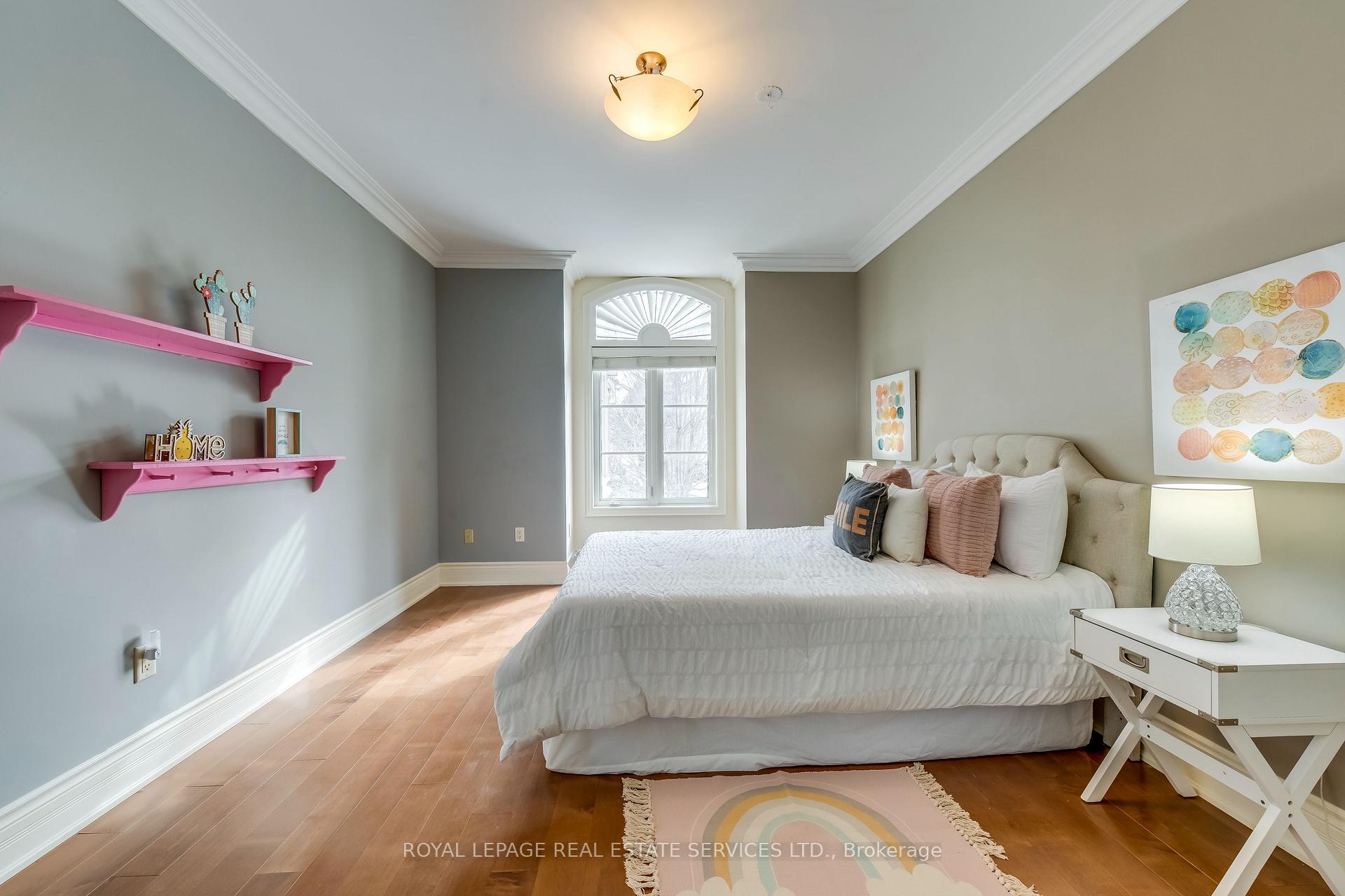3341 Lakeshore Road
