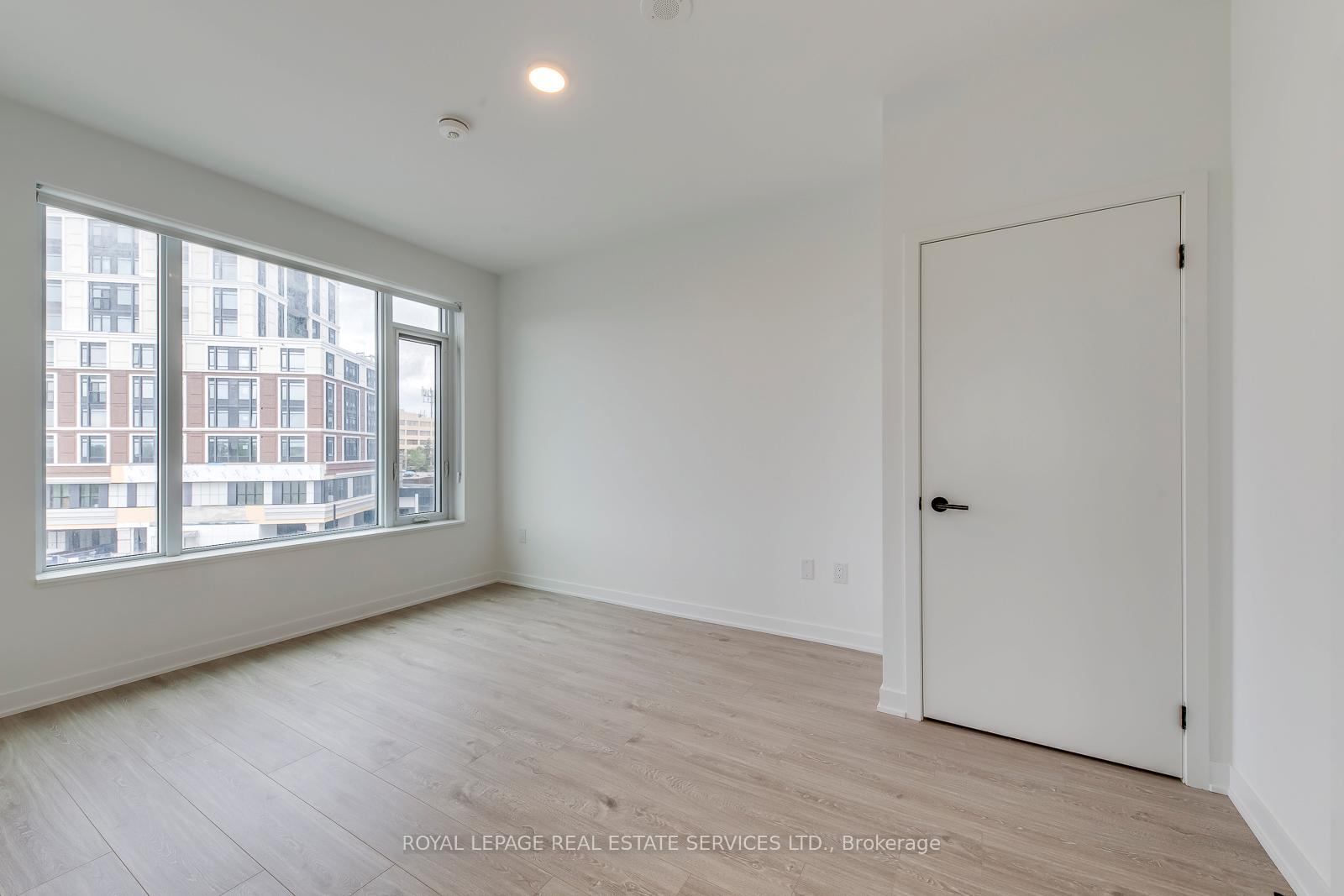 2495 Eglinton Avenue W 314