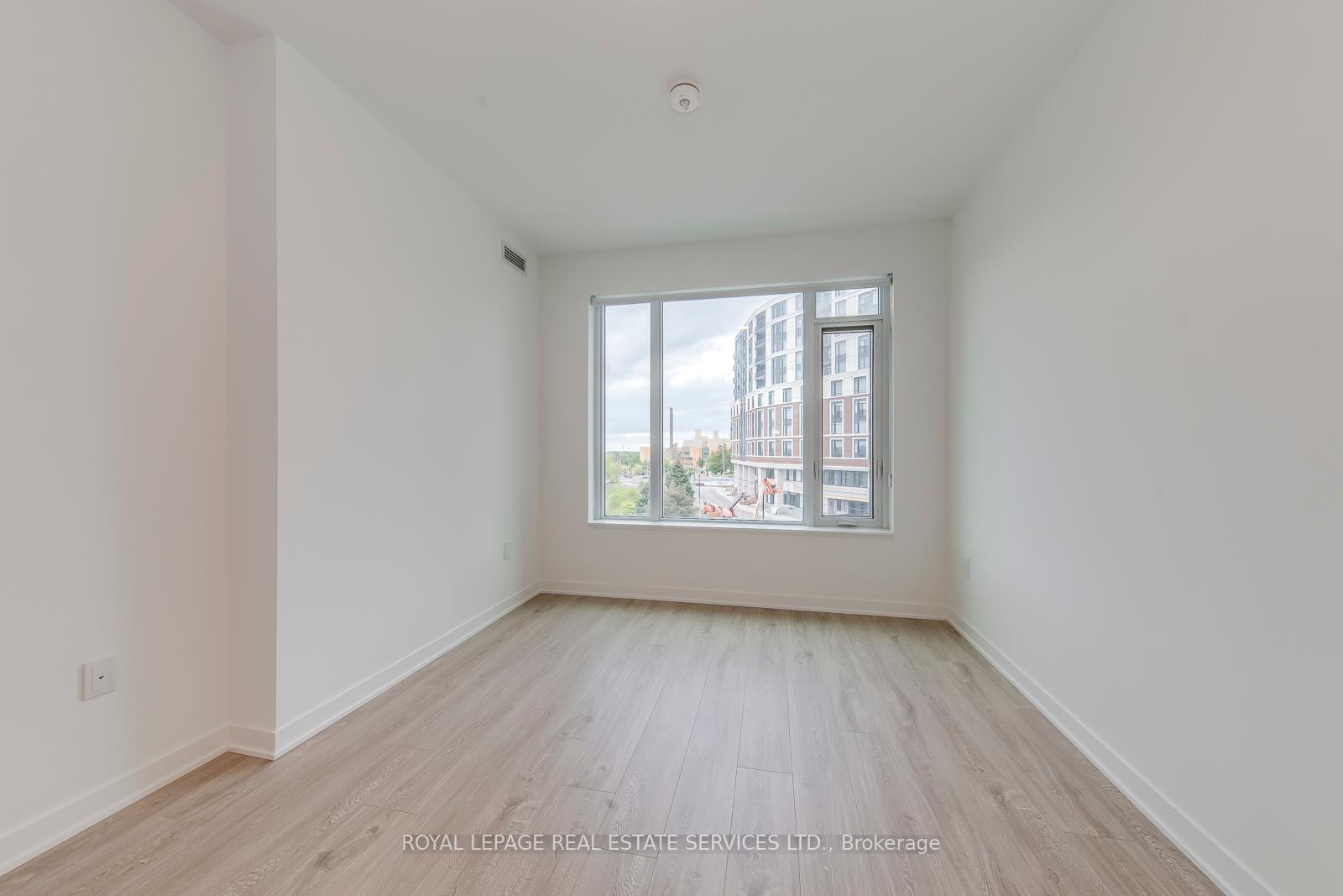 2495 Eglinton Avenue W 314