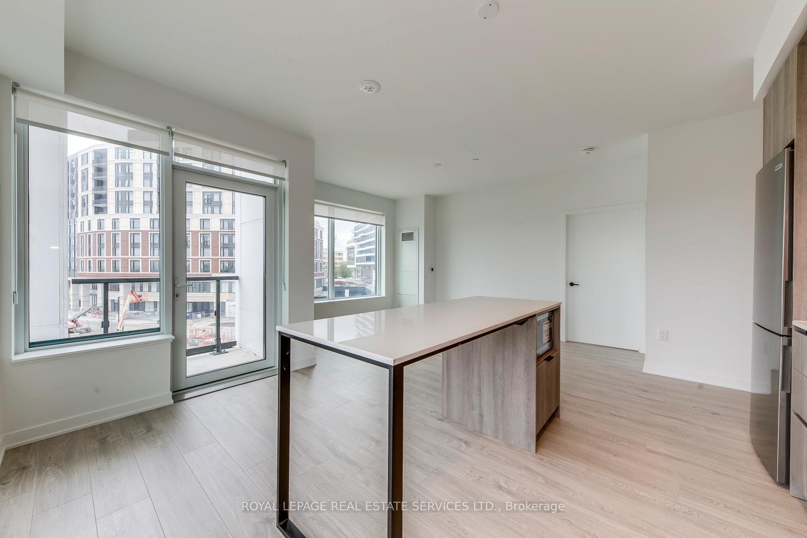 2495 Eglinton Avenue W 314