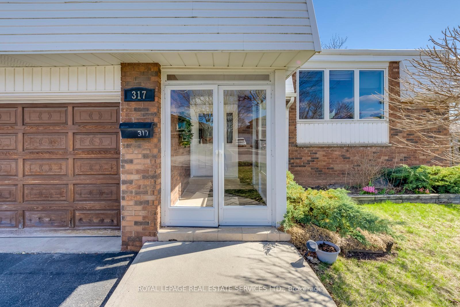 317 Ulric Crescent