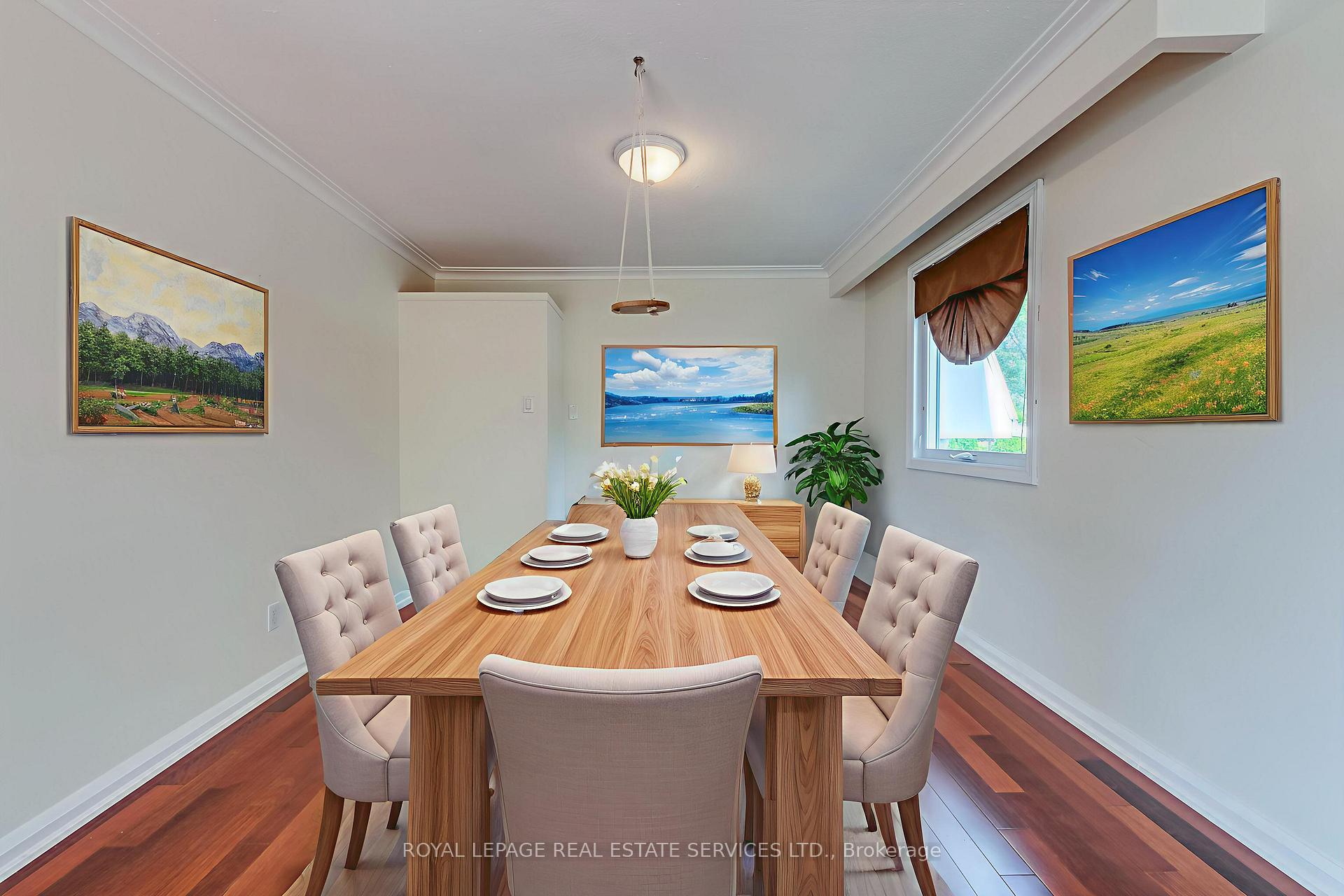 317 Ulric Crescent