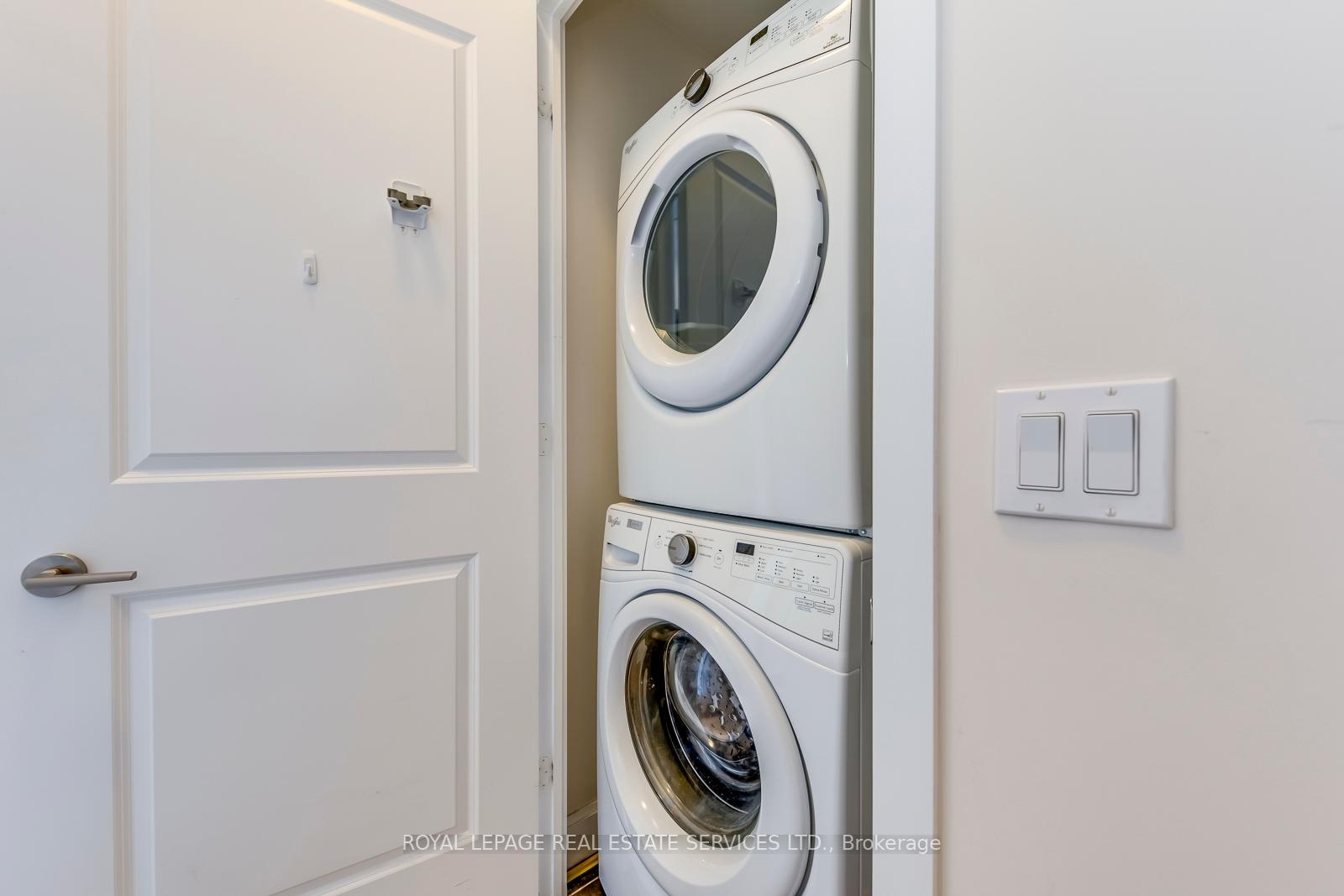 33 Shore Breeze Drive 3706