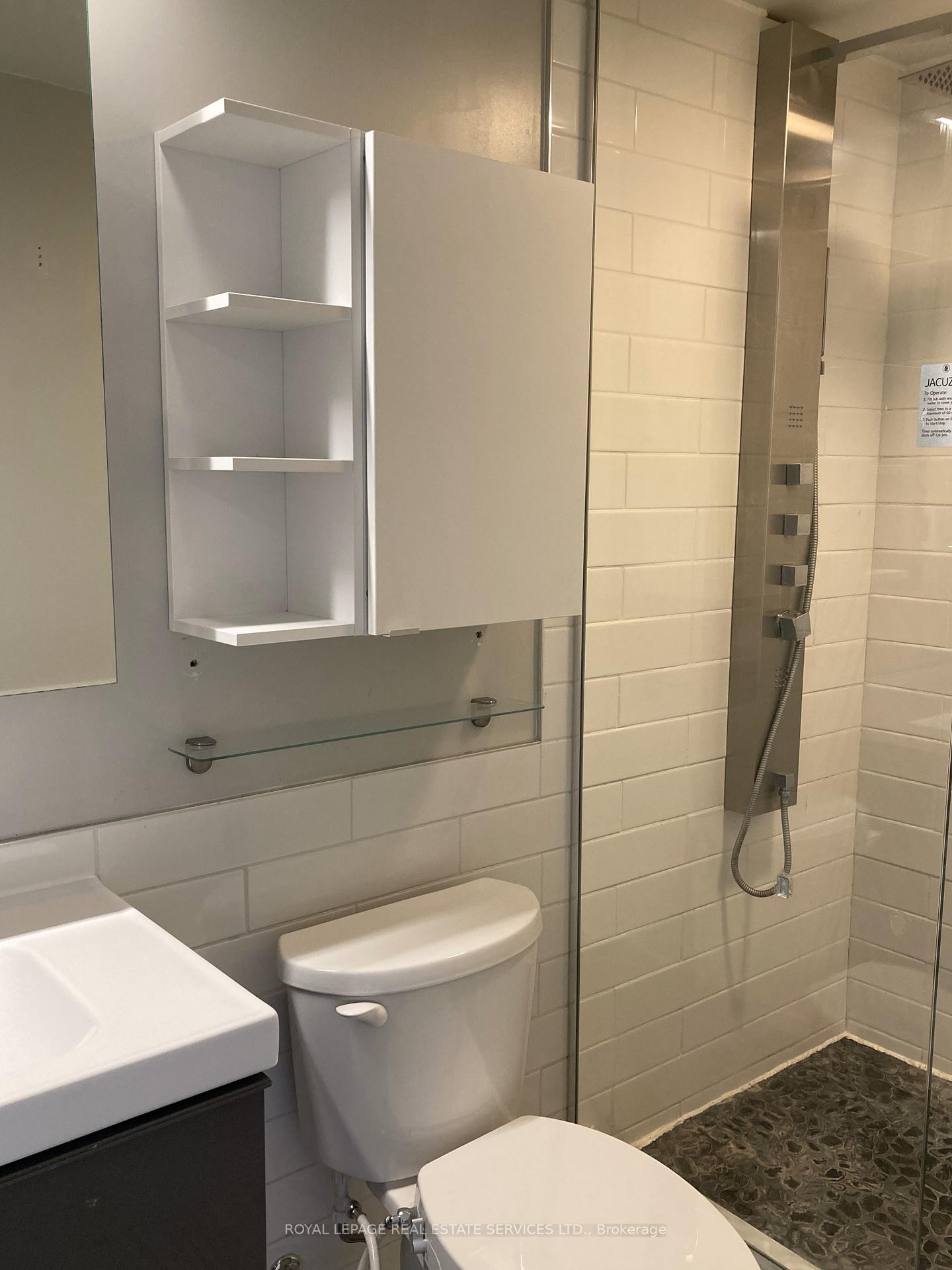 26A LONG BRANCH Avenue (Lower)