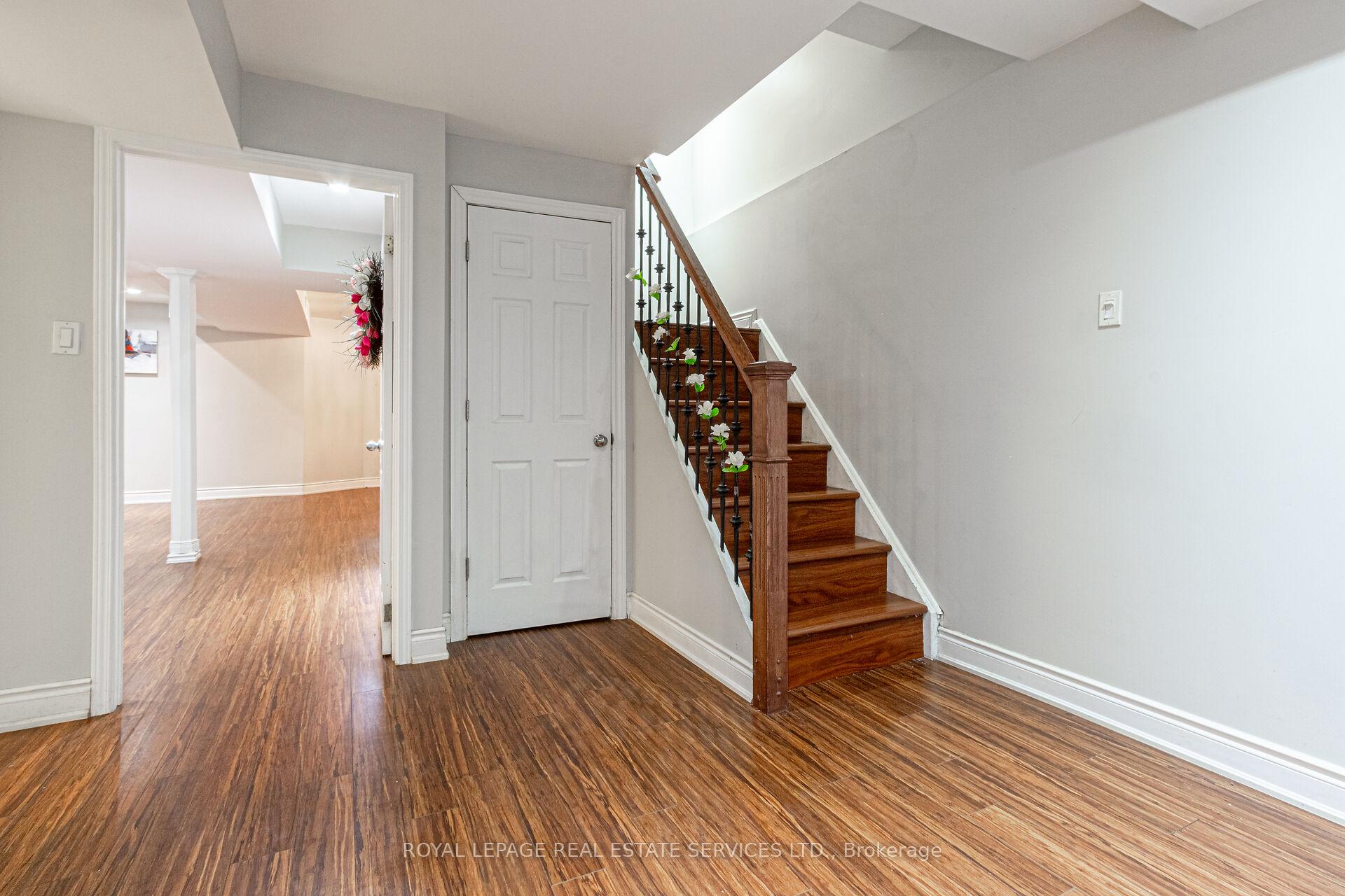 1536 Kirkrow Crescent