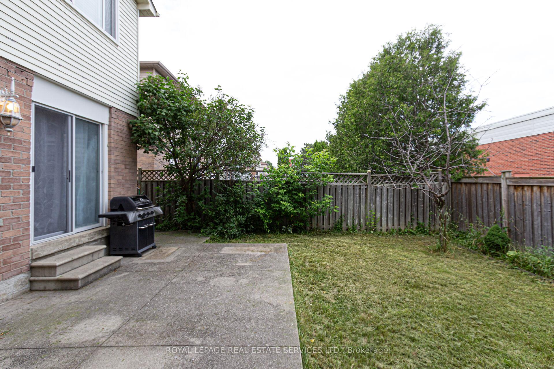 1536 Kirkrow Crescent