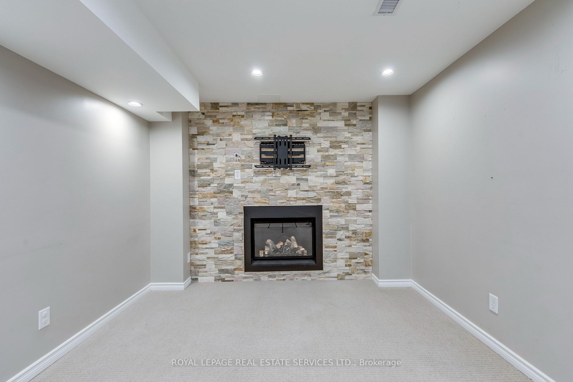 2151 Orchard Road, Burlington